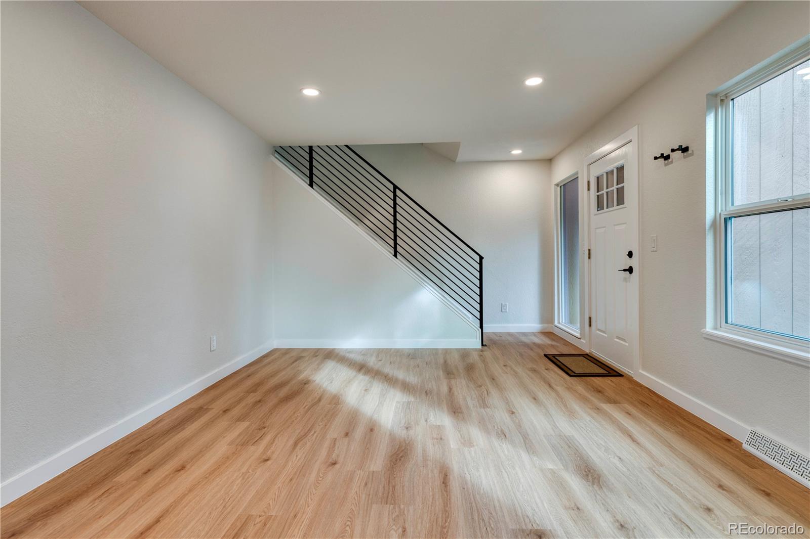 MLS Image #3 for 15068 e hampden circle ,aurora, Colorado