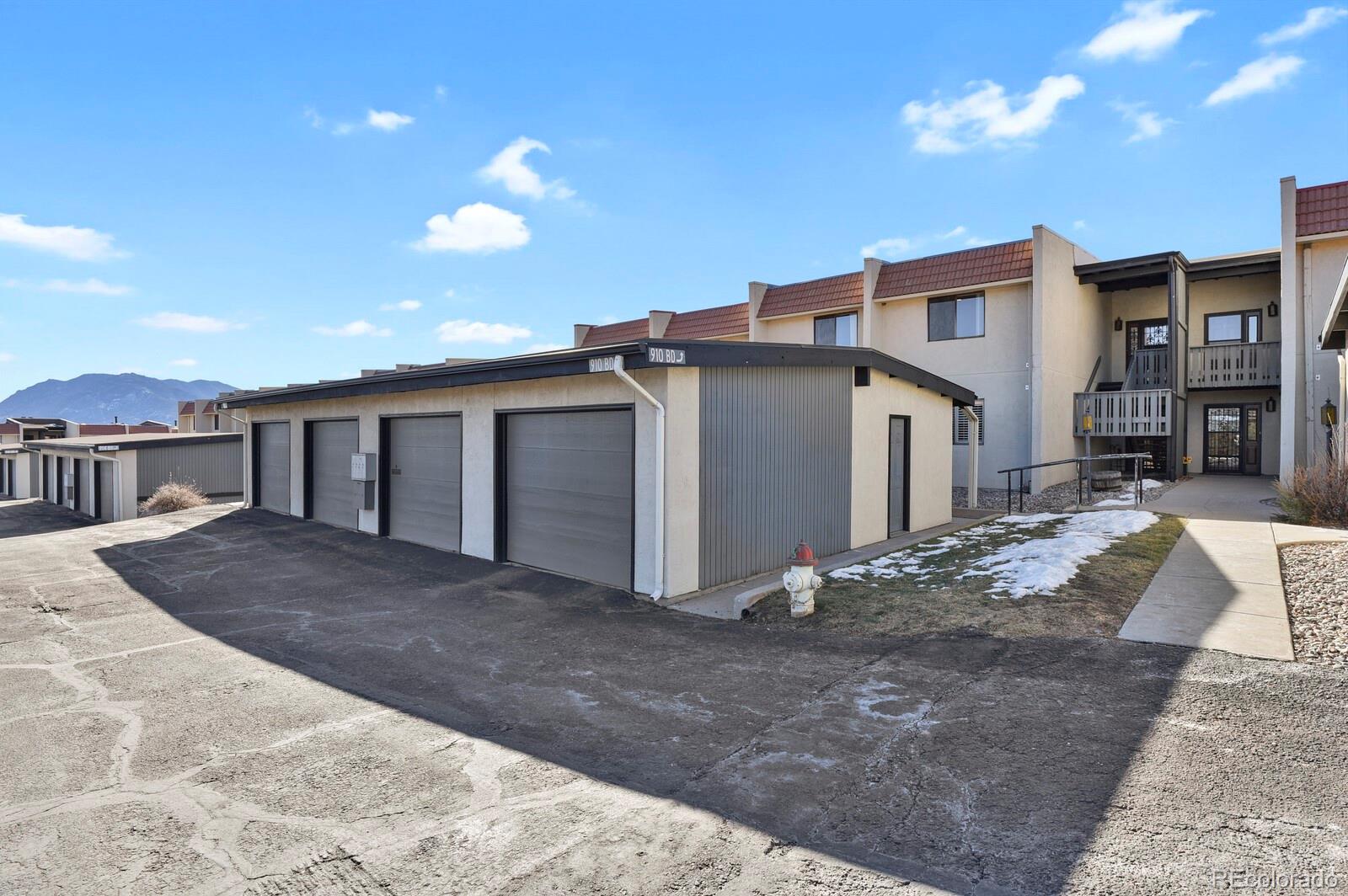 MLS Image #1 for 910  fontmore road d,colorado springs, Colorado