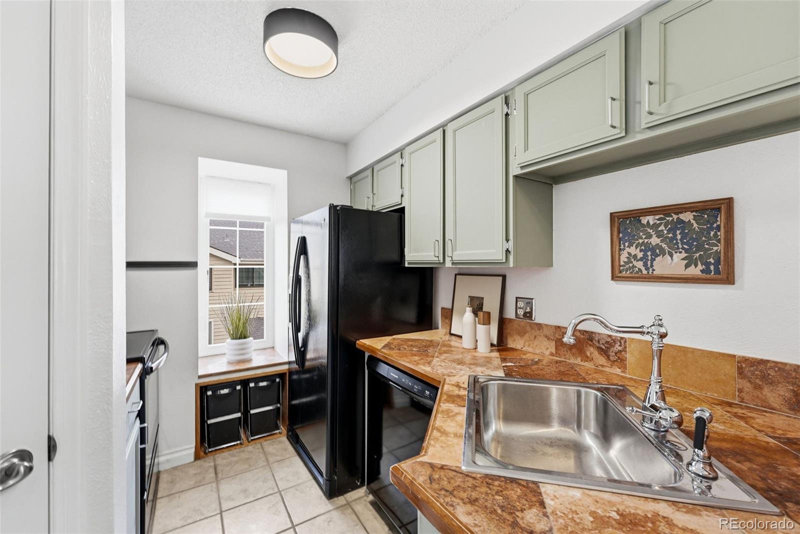 MLS Image #14 for 4812 e kentucky avenue,denver, Colorado
