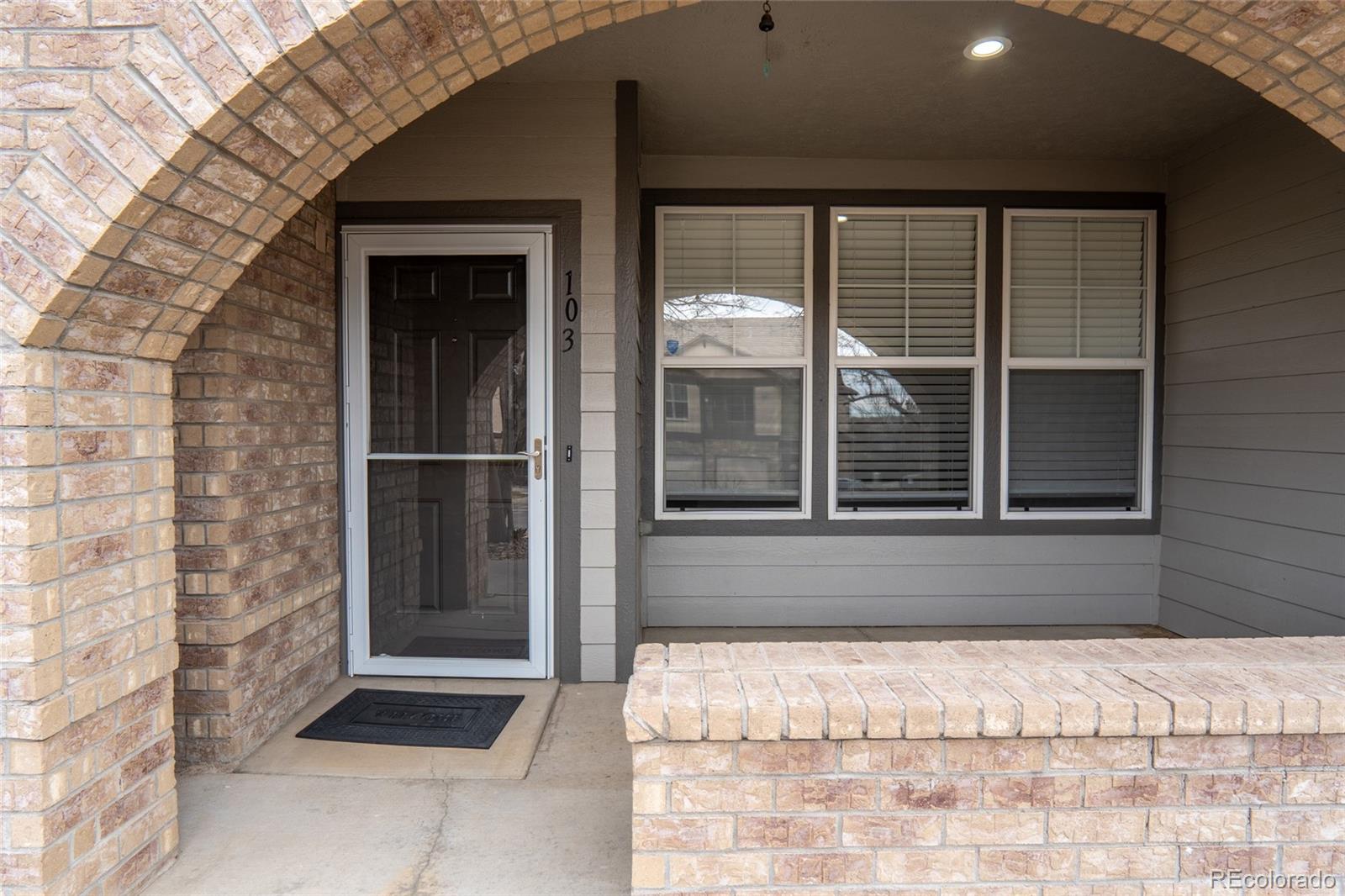 MLS Image #2 for 6754 s winnipeg circle,aurora, Colorado