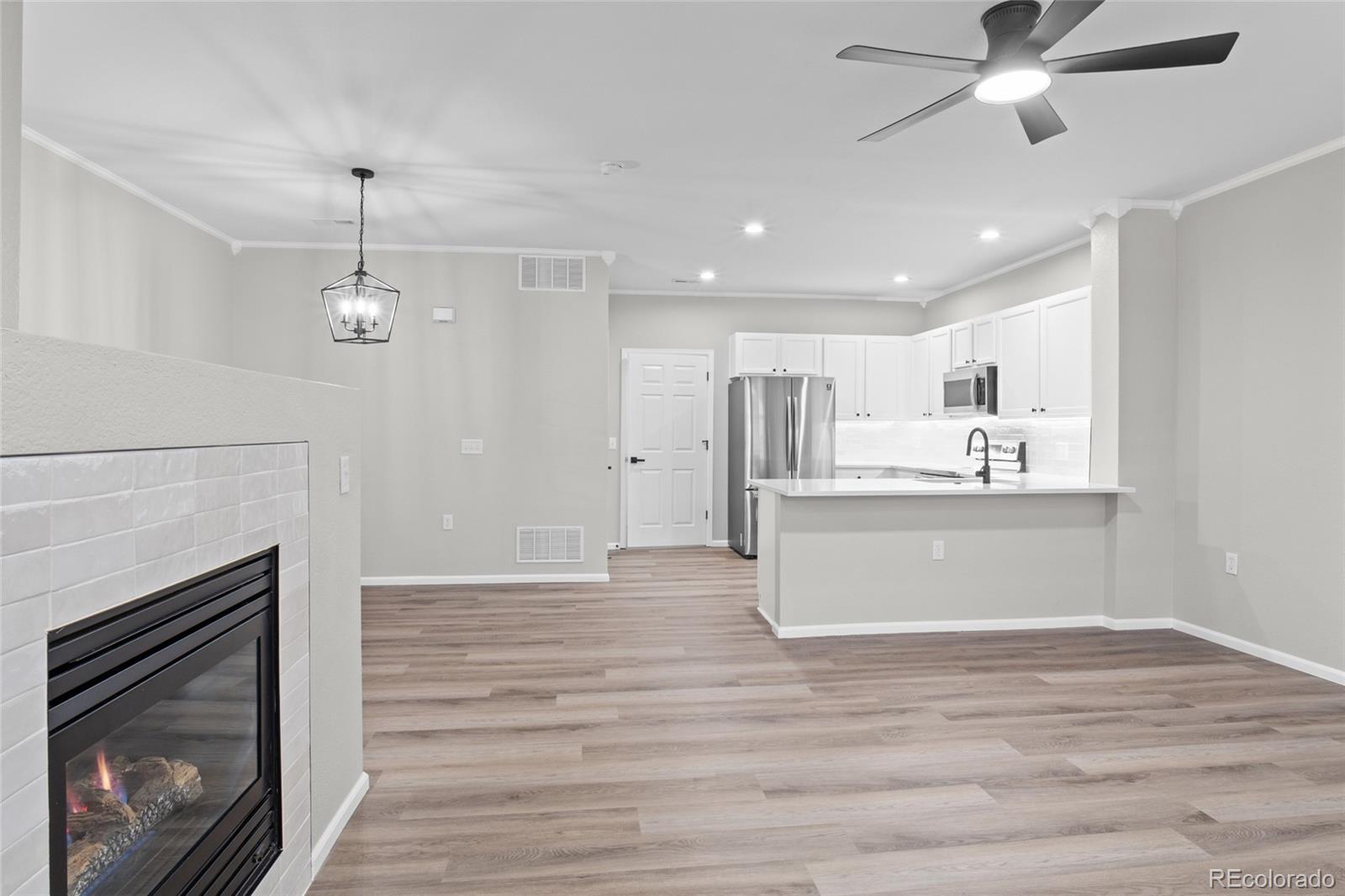 MLS Image #5 for 6754 s winnipeg circle,aurora, Colorado