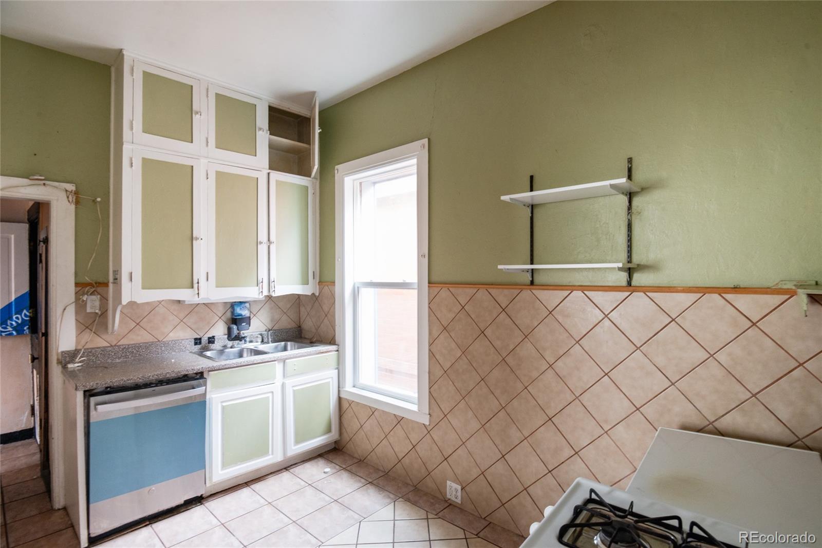 MLS Image #6 for 662 s logan street,denver, Colorado