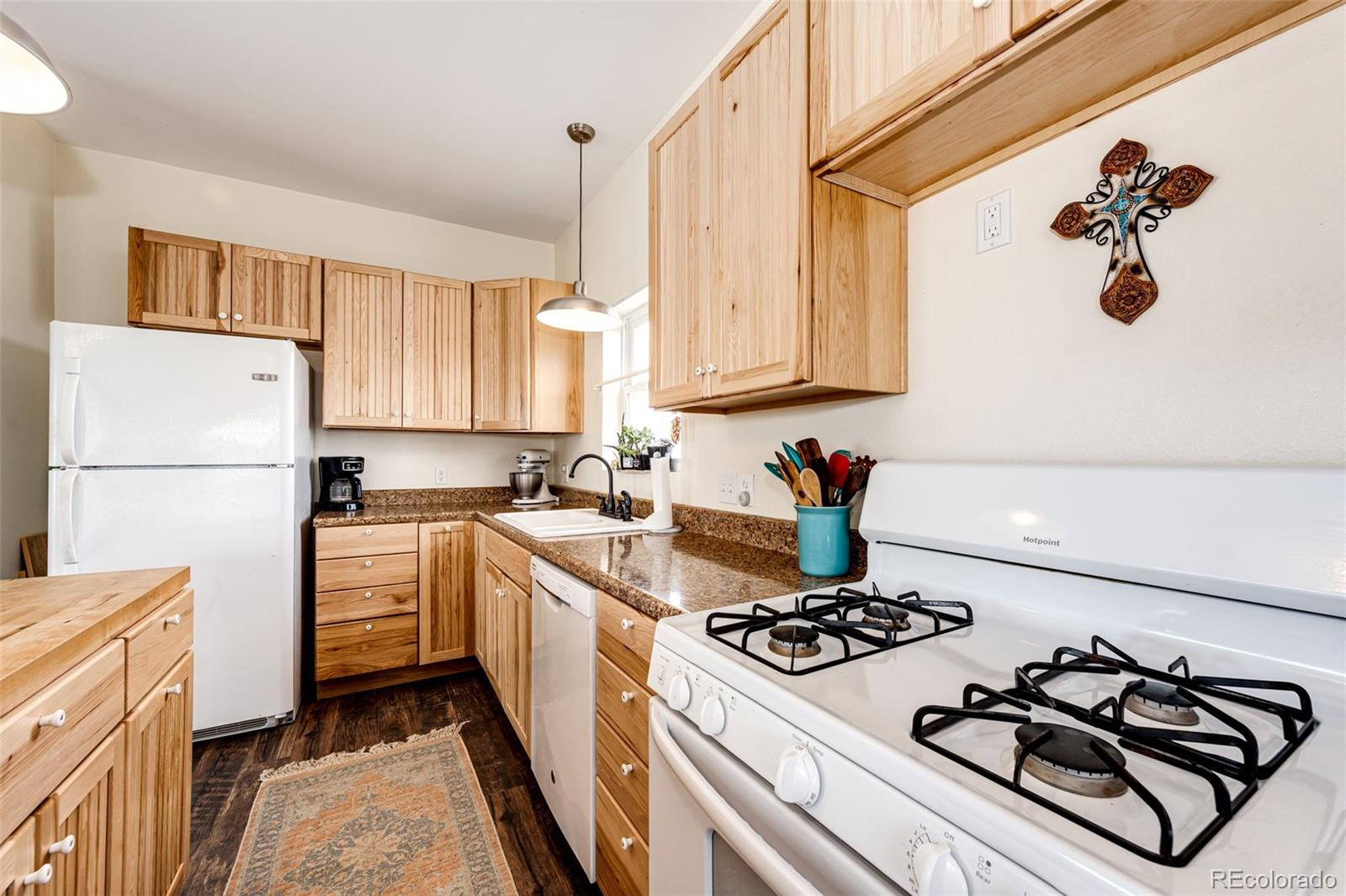 MLS Image #33 for 26101  flower circle,simla, Colorado