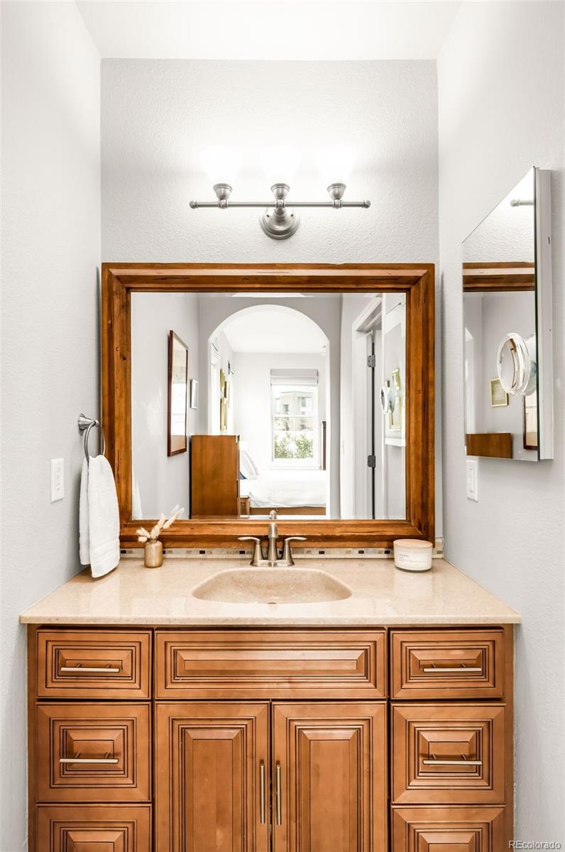 MLS Image #12 for 2388 n xanthia way 102,denver, Colorado