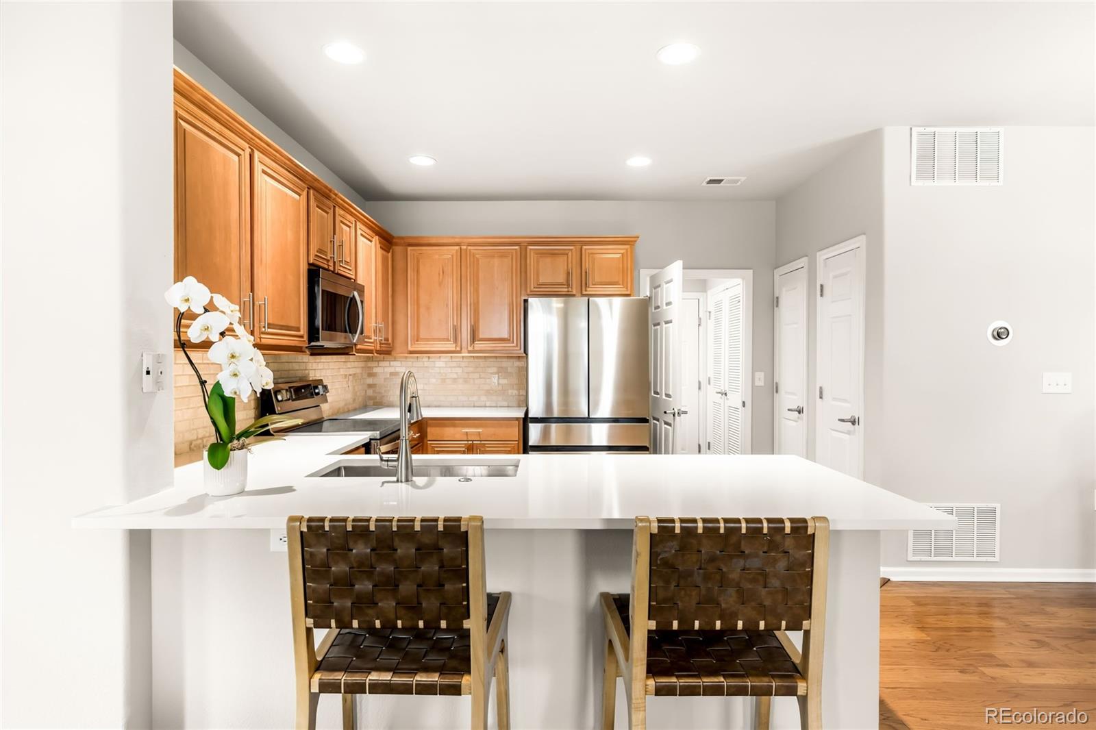 MLS Image #4 for 2388 n xanthia way 102,denver, Colorado