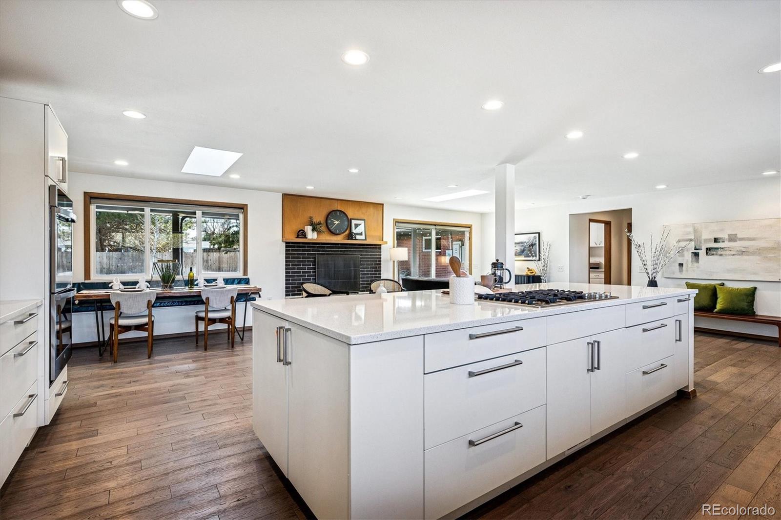 MLS Image #10 for 3552 s eudora way,denver, Colorado