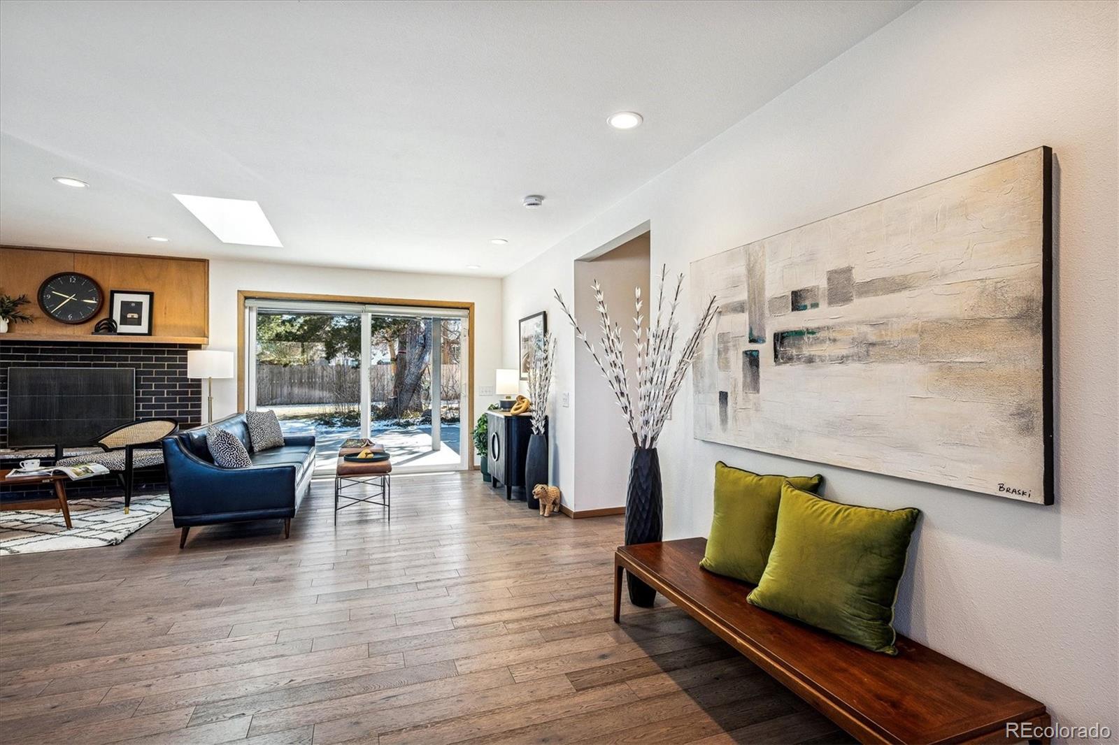 MLS Image #11 for 3552 s eudora way,denver, Colorado