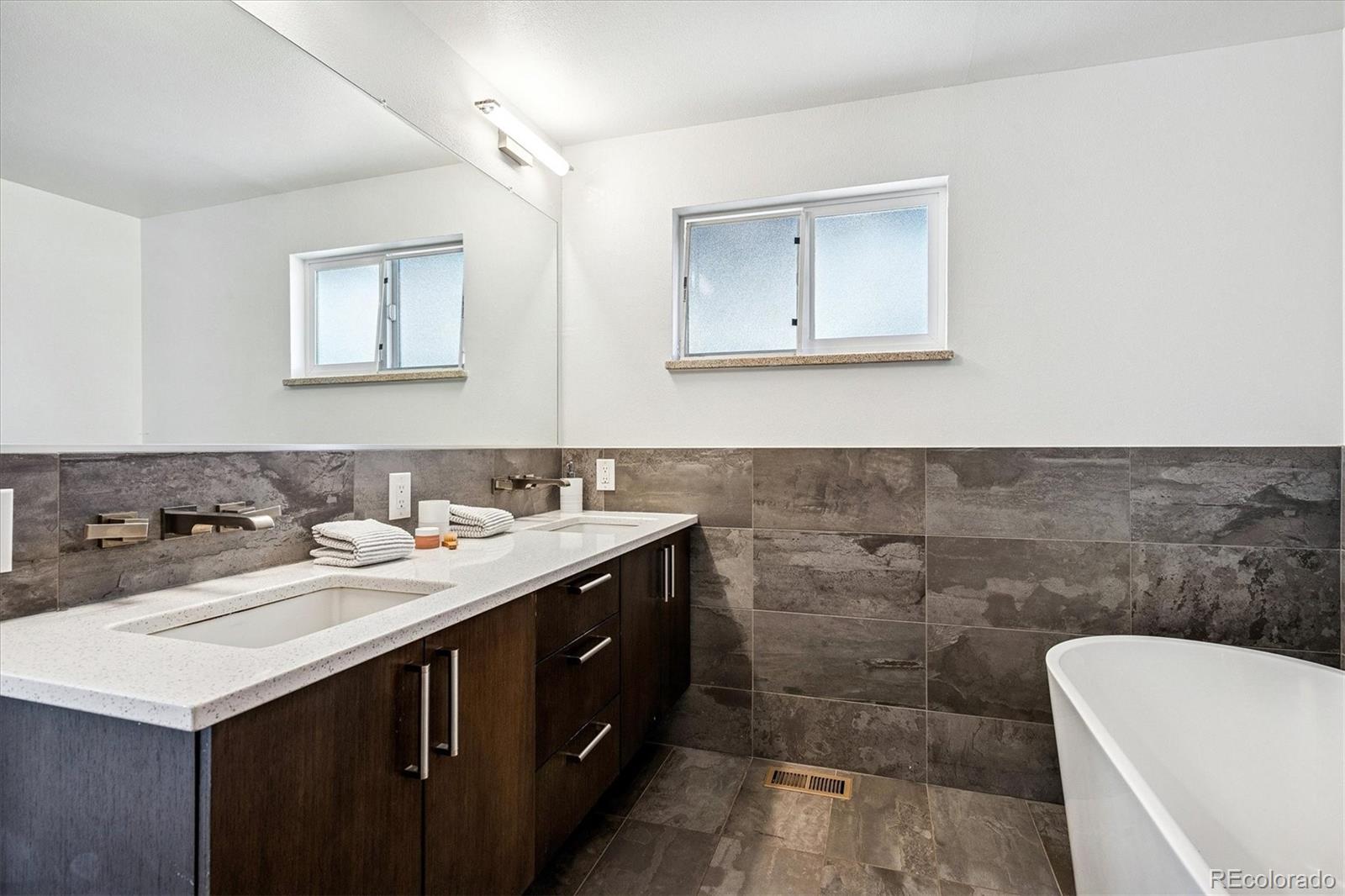 MLS Image #21 for 3552 s eudora way,denver, Colorado