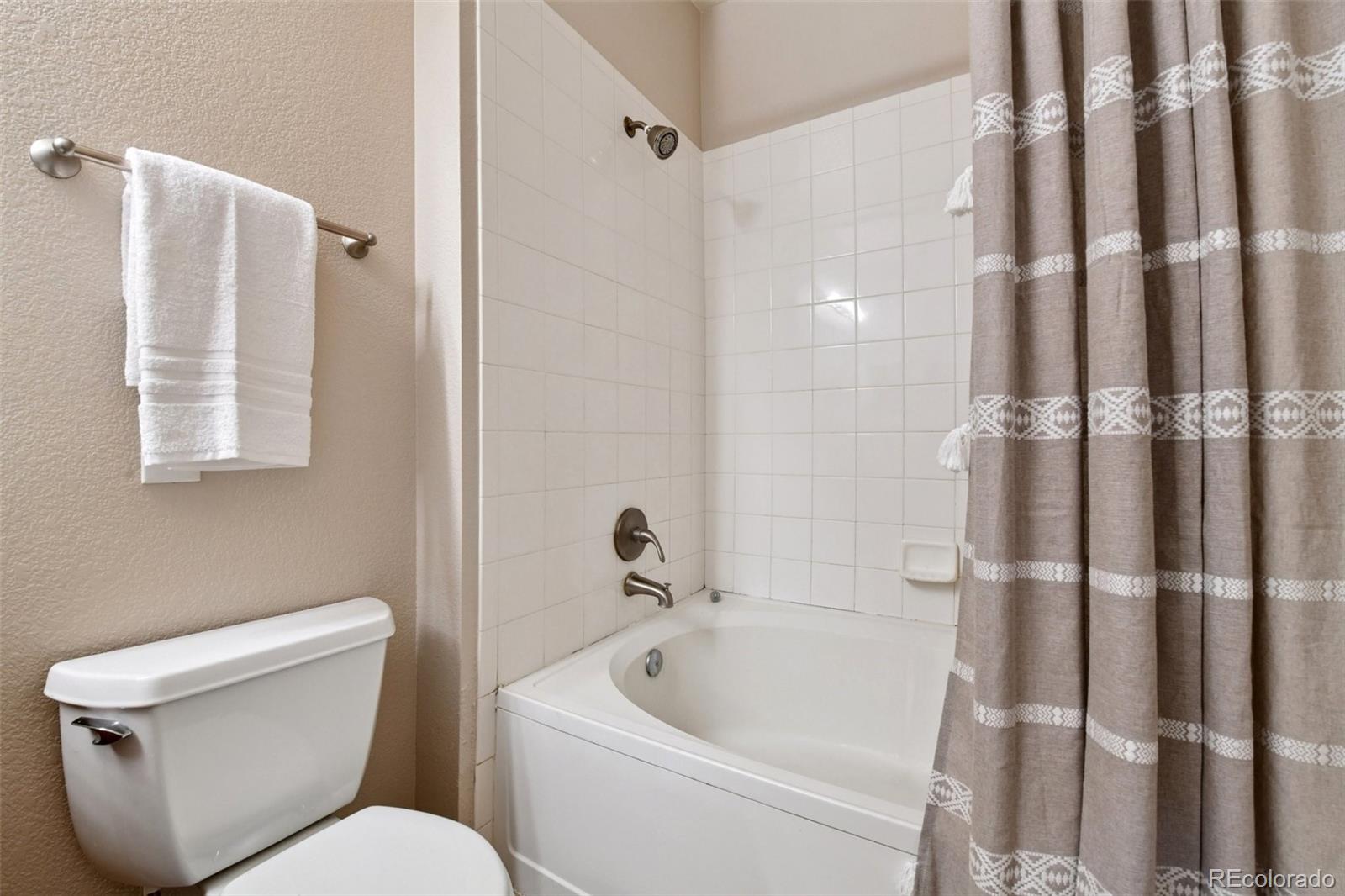 MLS Image #19 for 8354 s holland way,littleton, Colorado