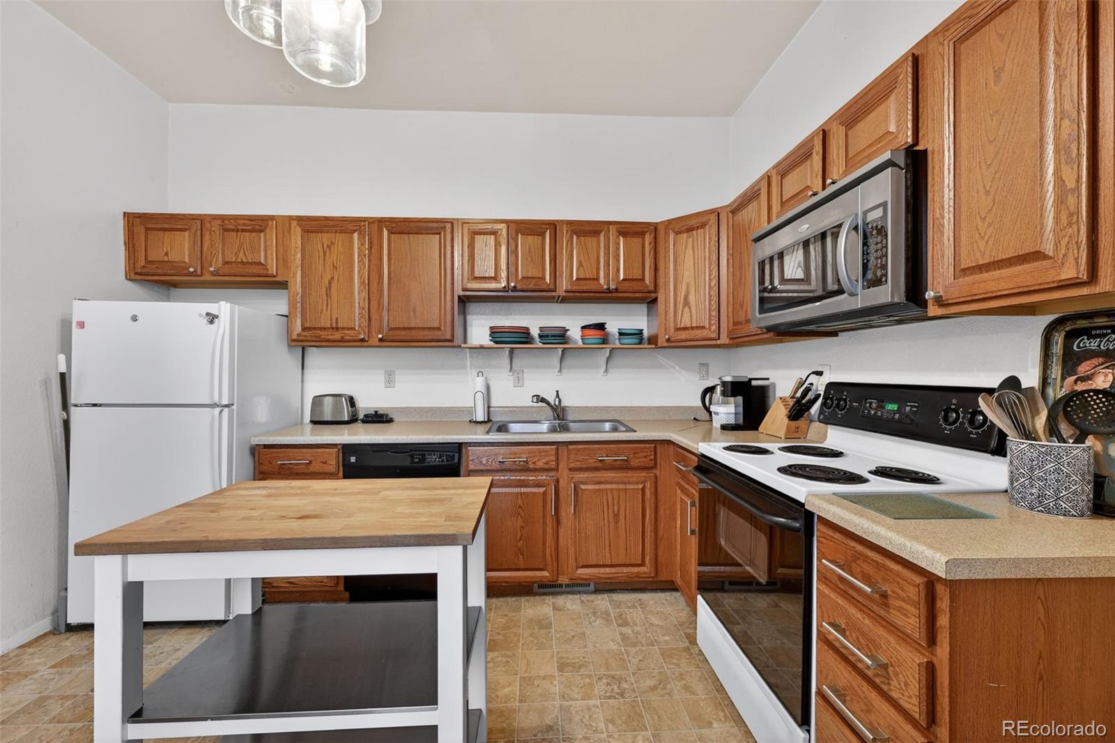 MLS Image #11 for 2432 n weber street,colorado springs, Colorado