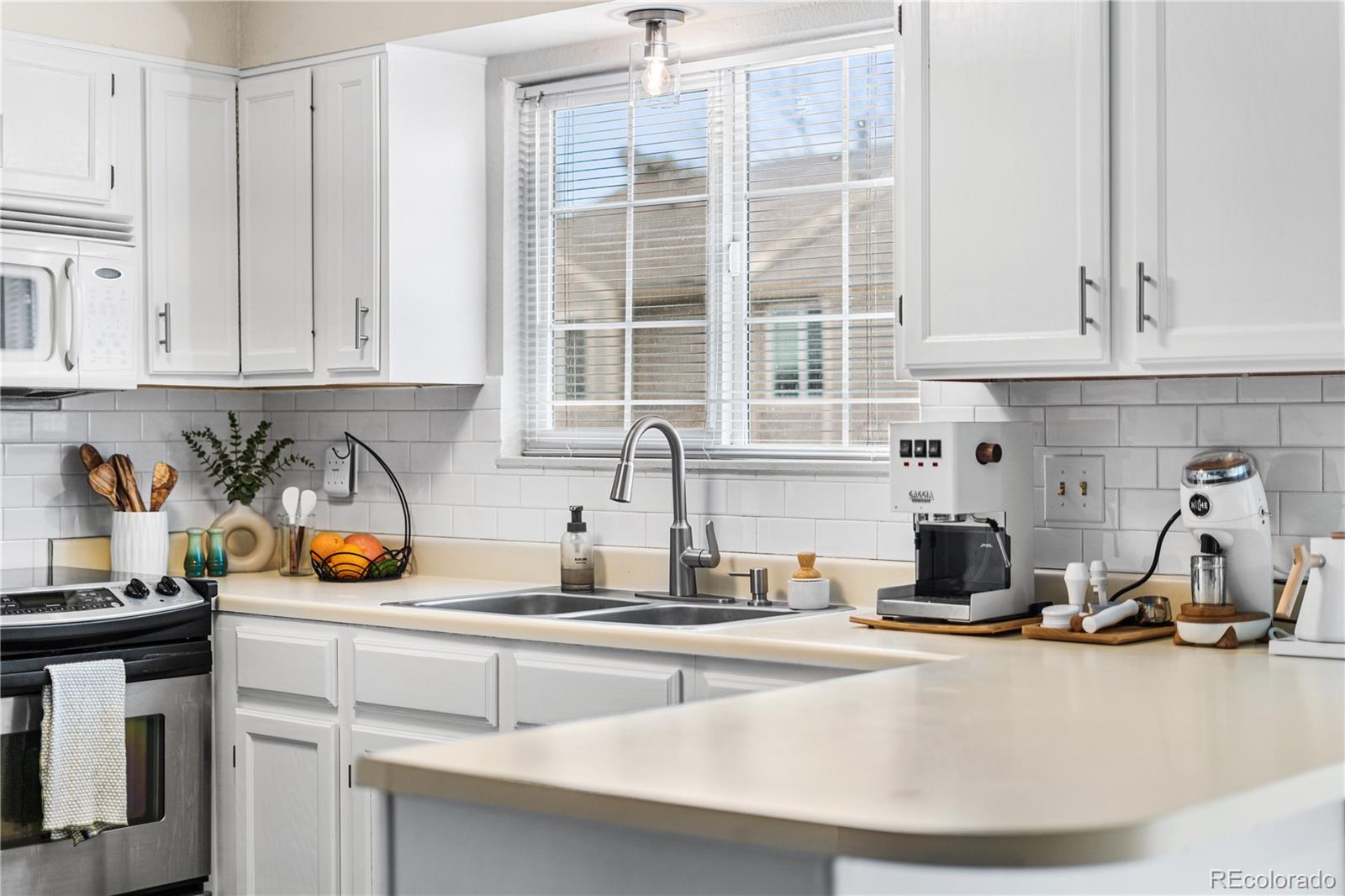 MLS Image #9 for 11153 w 17th avenue 104,lakewood, Colorado
