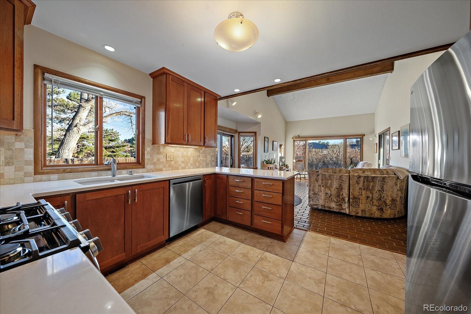 MLS Image #10 for 10610 w 78th avenue,arvada, Colorado