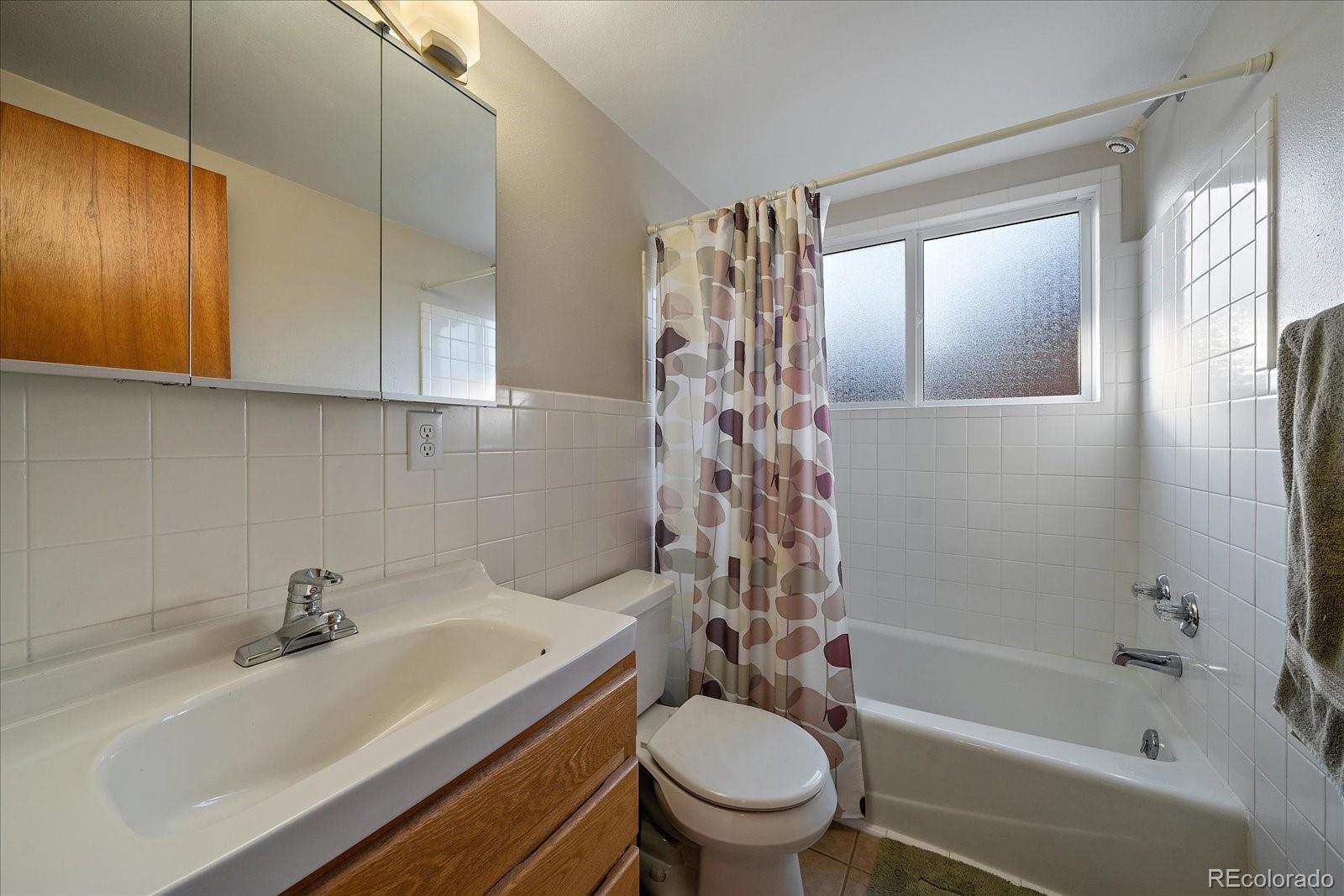 MLS Image #14 for 10610 w 78th avenue,arvada, Colorado