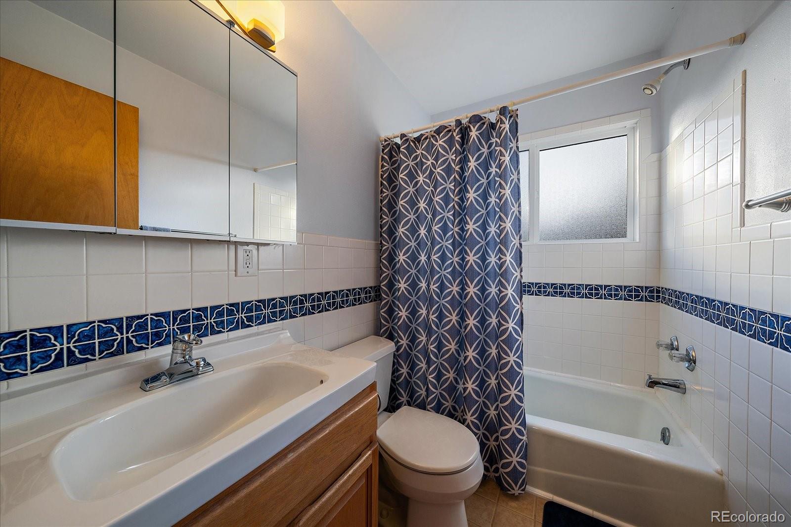 MLS Image #19 for 10610 w 78th avenue,arvada, Colorado