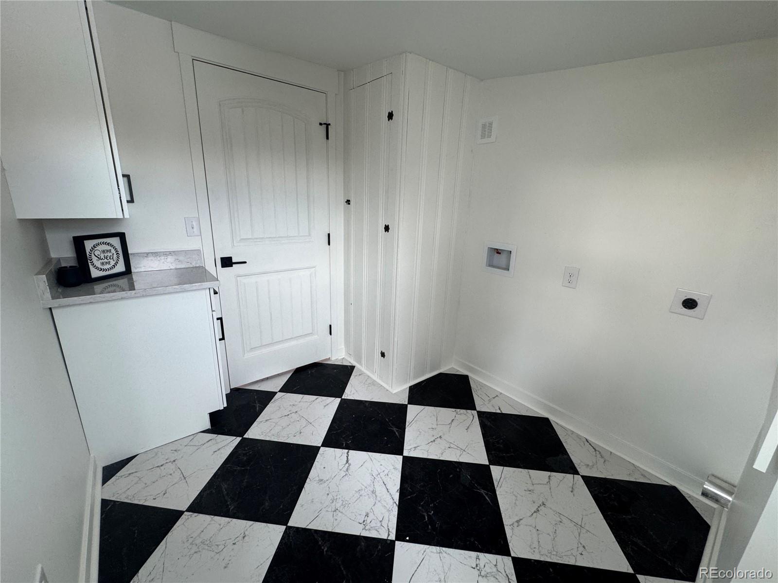 MLS Image #17 for 118  dye street,roggen, Colorado
