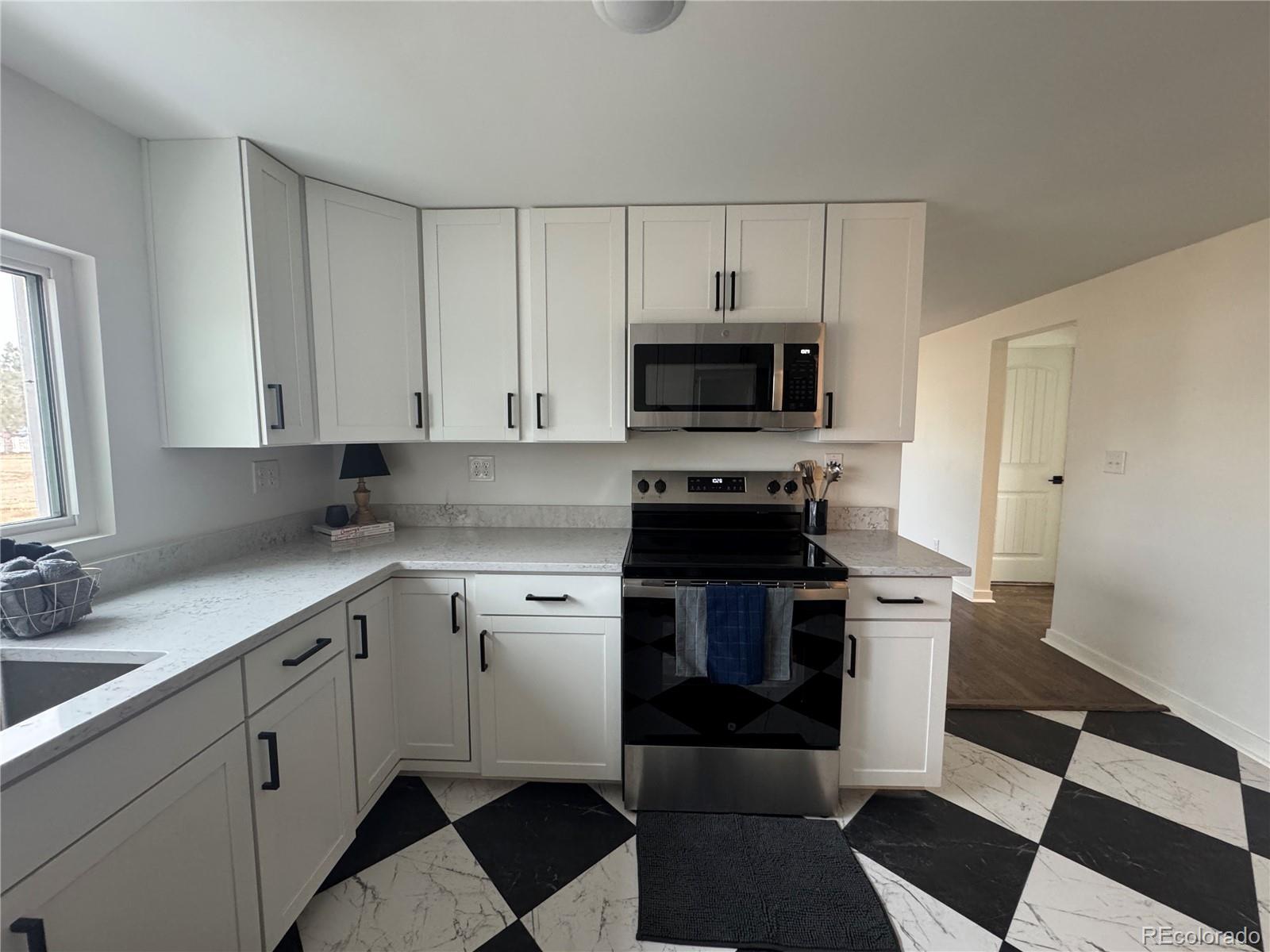 MLS Image #5 for 118  dye street,roggen, Colorado