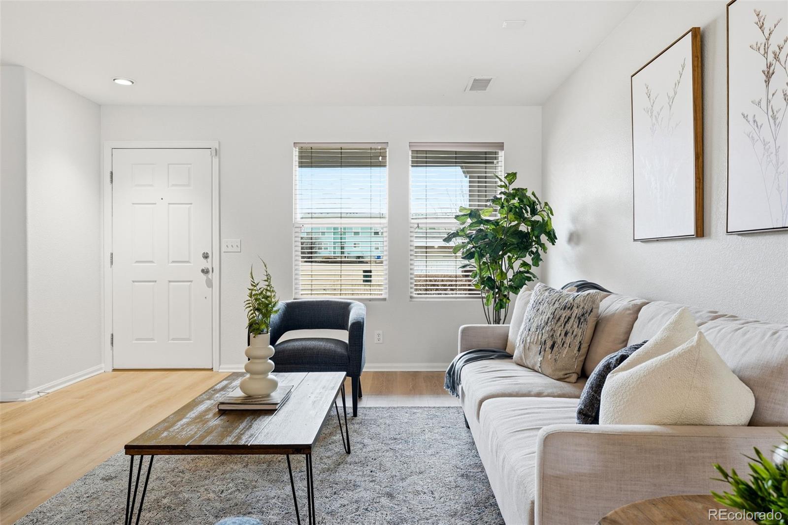 MLS Image #11 for 5811  ceylon street ,denver, Colorado