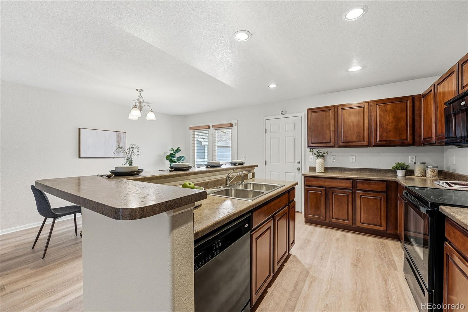 MLS Image #19 for 5811  ceylon street ,denver, Colorado