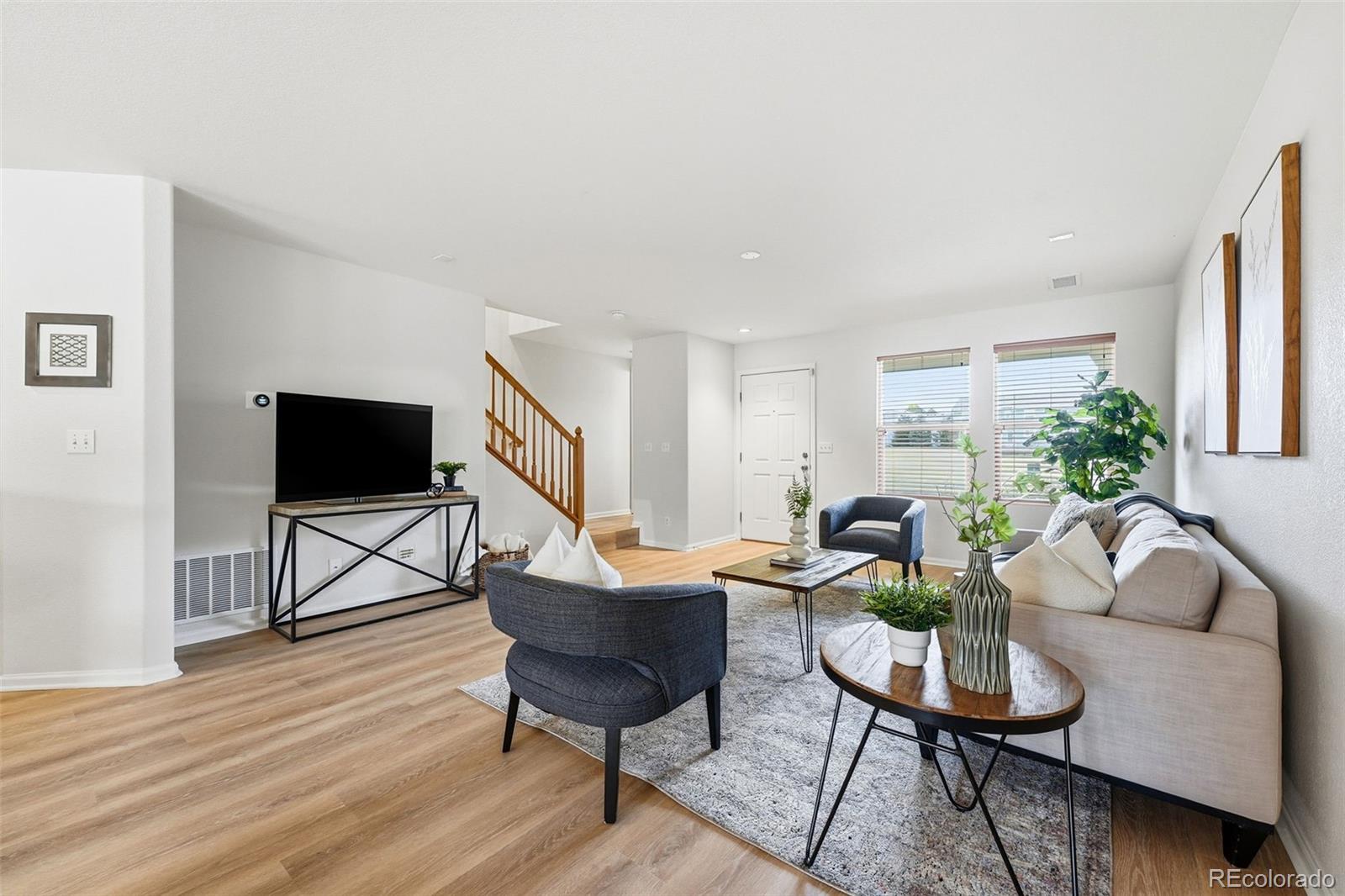 MLS Image #8 for 5811  ceylon street ,denver, Colorado