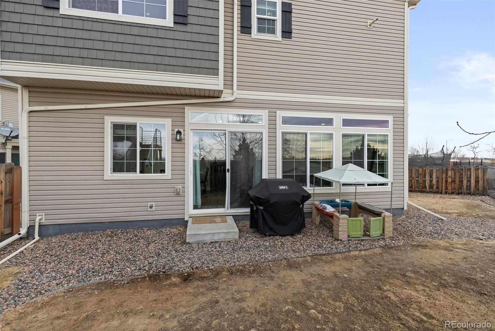 MLS Image #19 for 26216 e byers place,aurora, Colorado