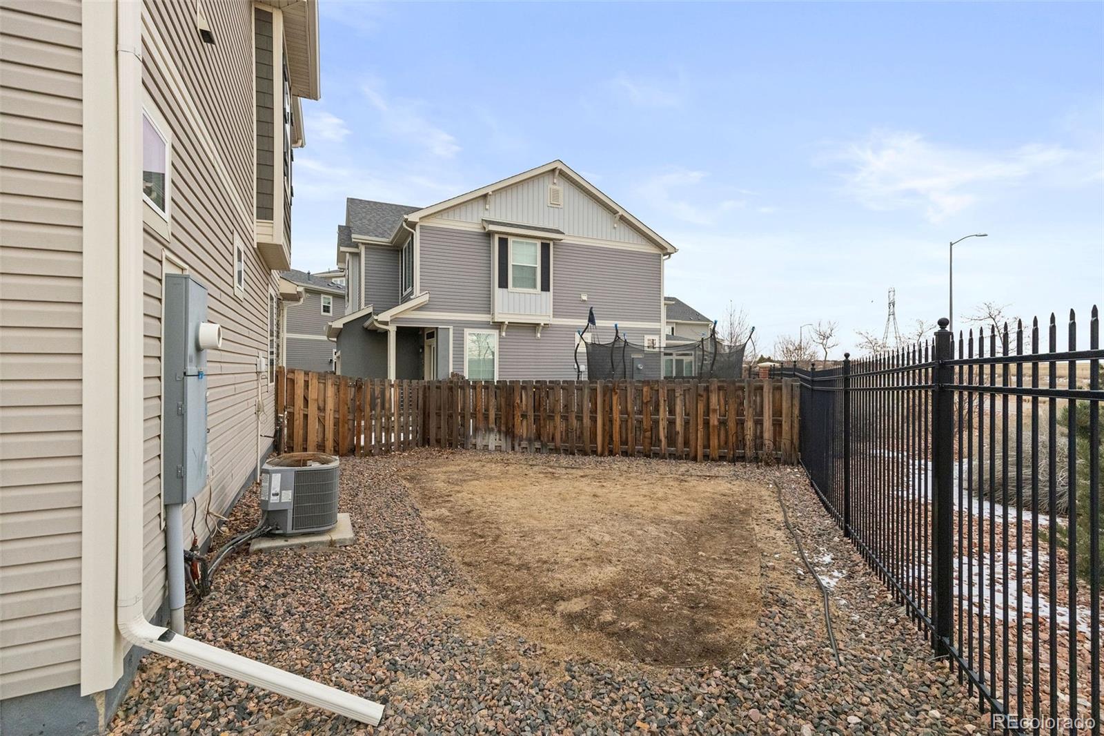 MLS Image #21 for 26216 e byers place,aurora, Colorado