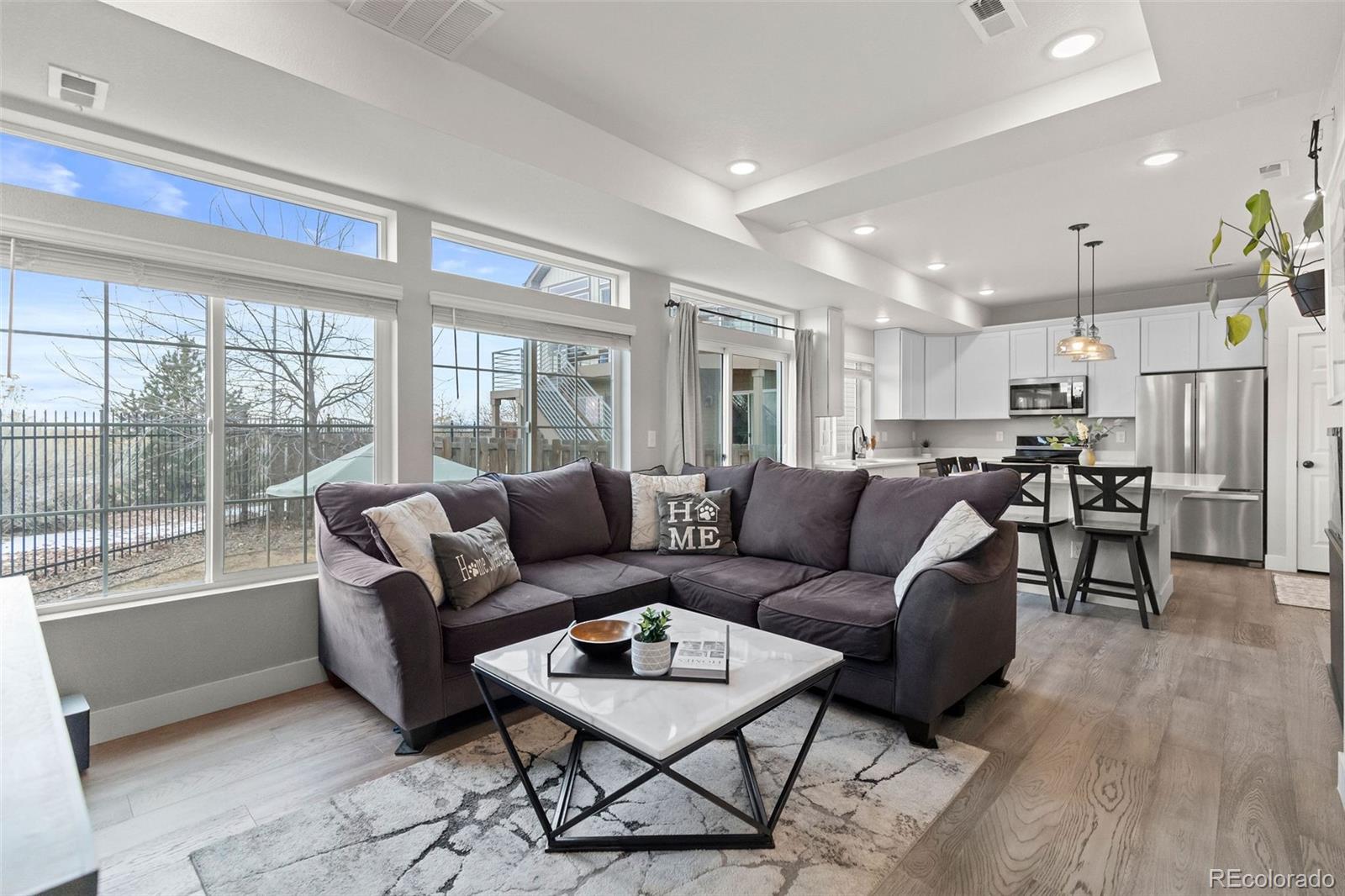 MLS Image #5 for 26216 e byers place,aurora, Colorado
