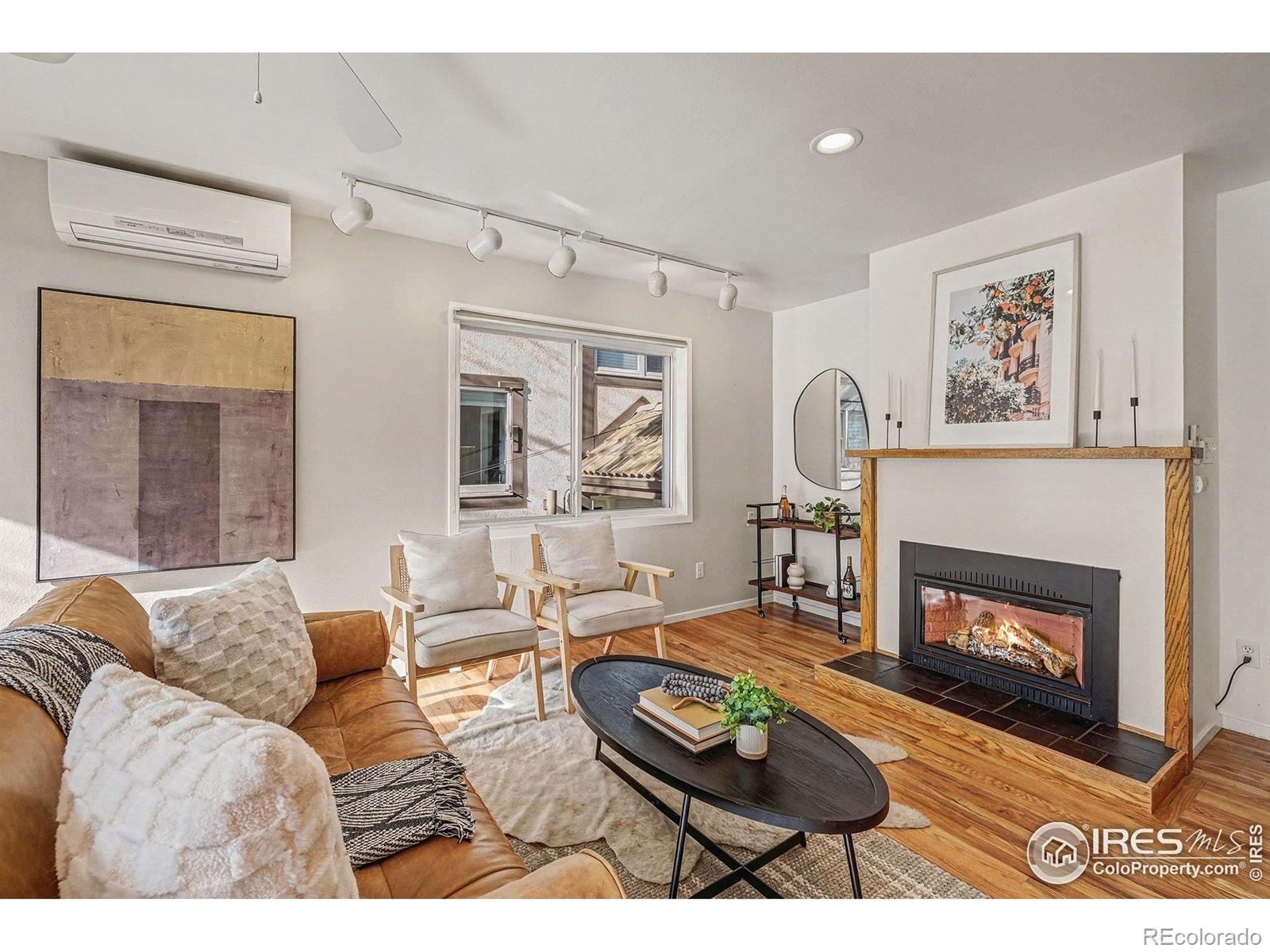 MLS Image #1 for 733  pearl street,boulder, Colorado
