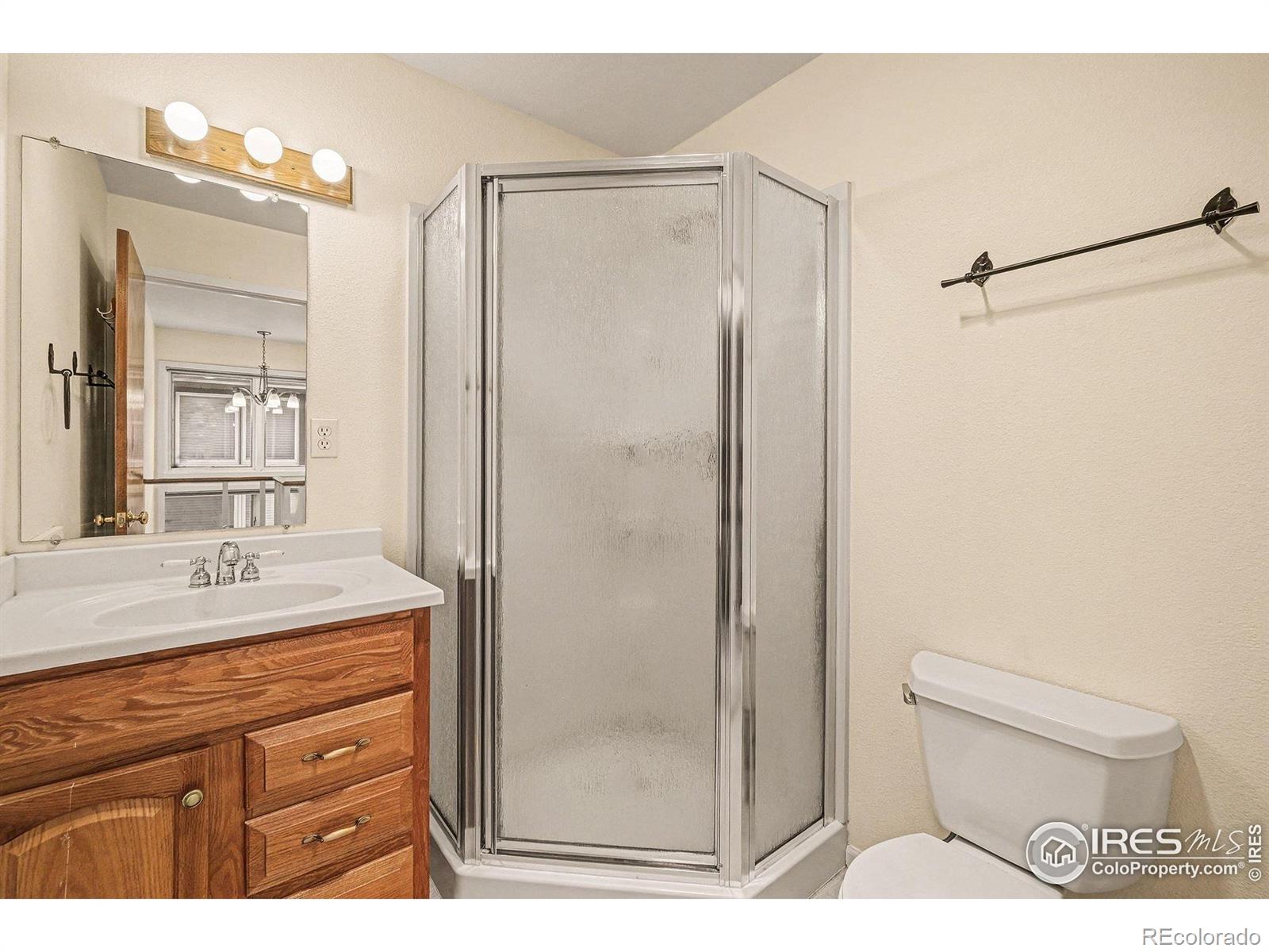 MLS Image #10 for 733  pearl street,boulder, Colorado