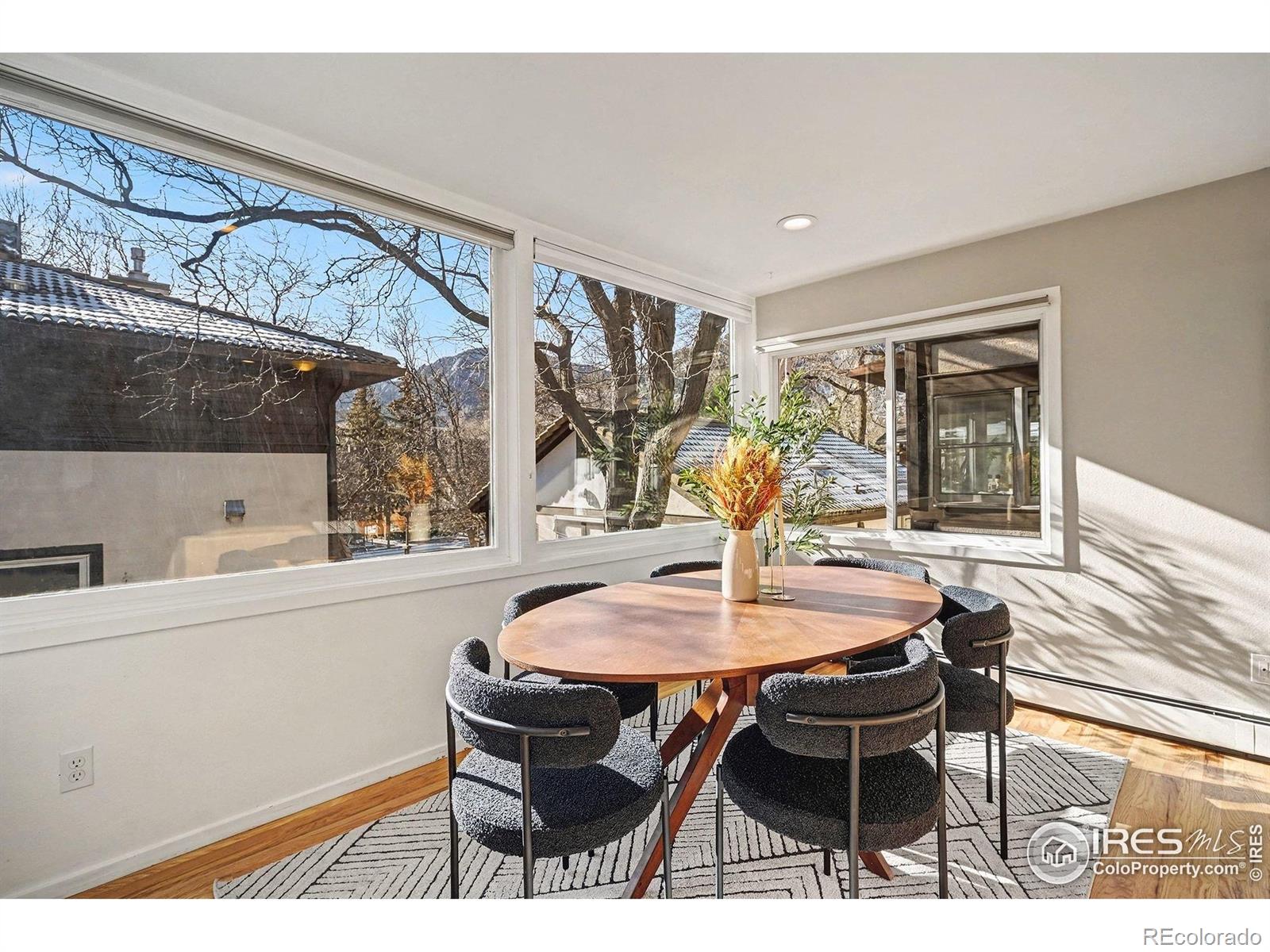 MLS Image #3 for 733  pearl street,boulder, Colorado