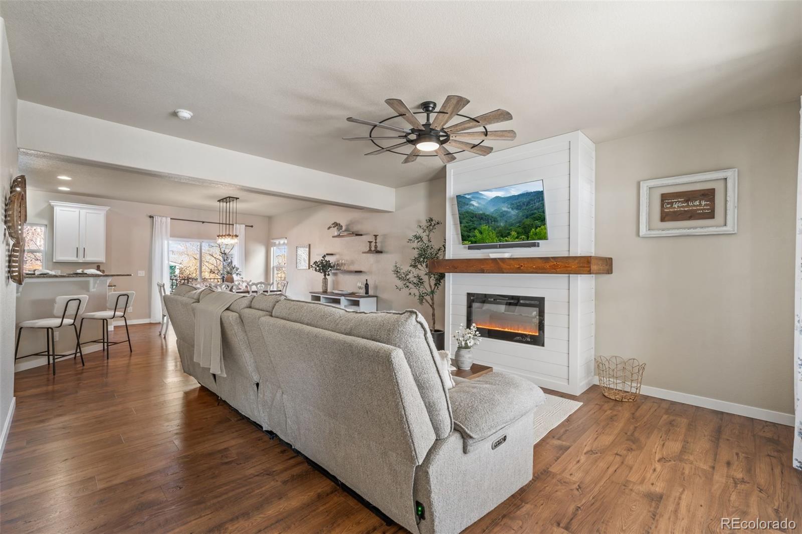 MLS Image #5 for 6430  vickie lane,colorado springs, Colorado