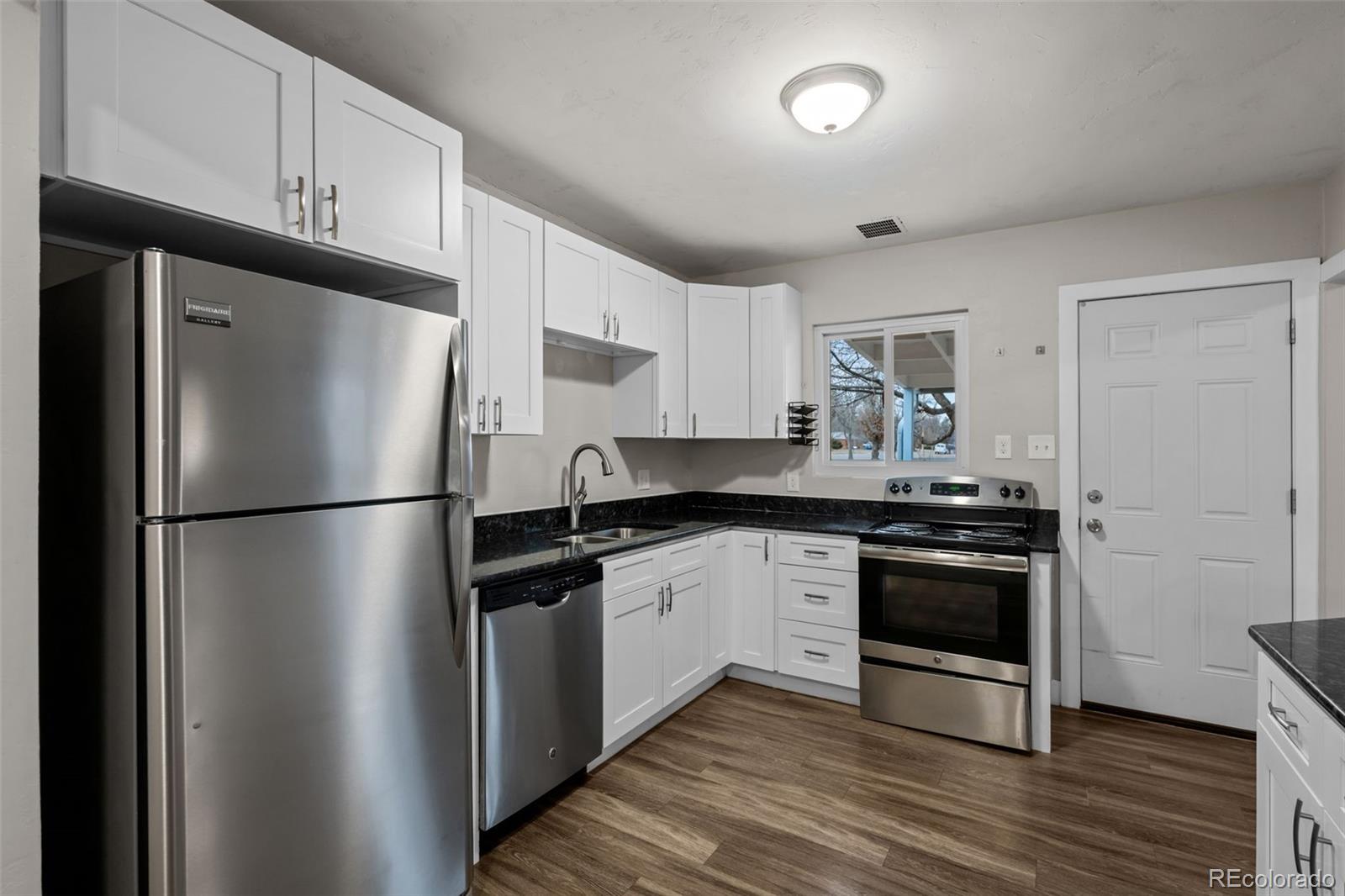 MLS Image #13 for 701  revere street,aurora, Colorado