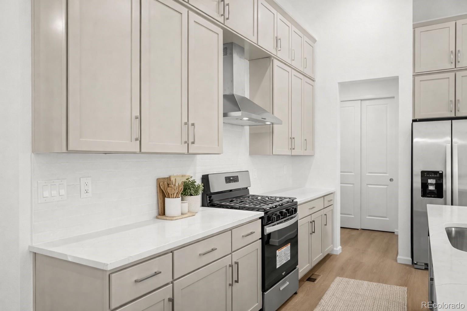 MLS Image #13 for 8278 s quail street,littleton, Colorado