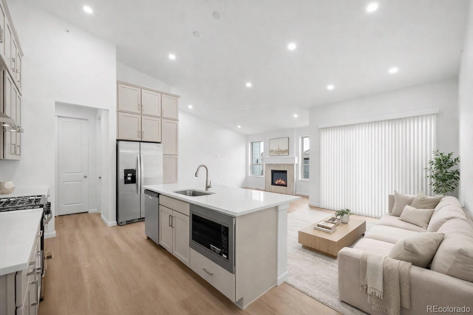 MLS Image #3 for 8278 s quail street,littleton, Colorado