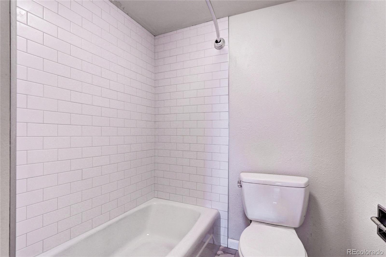MLS Image #11 for 130 n pearl street 1606,denver, Colorado