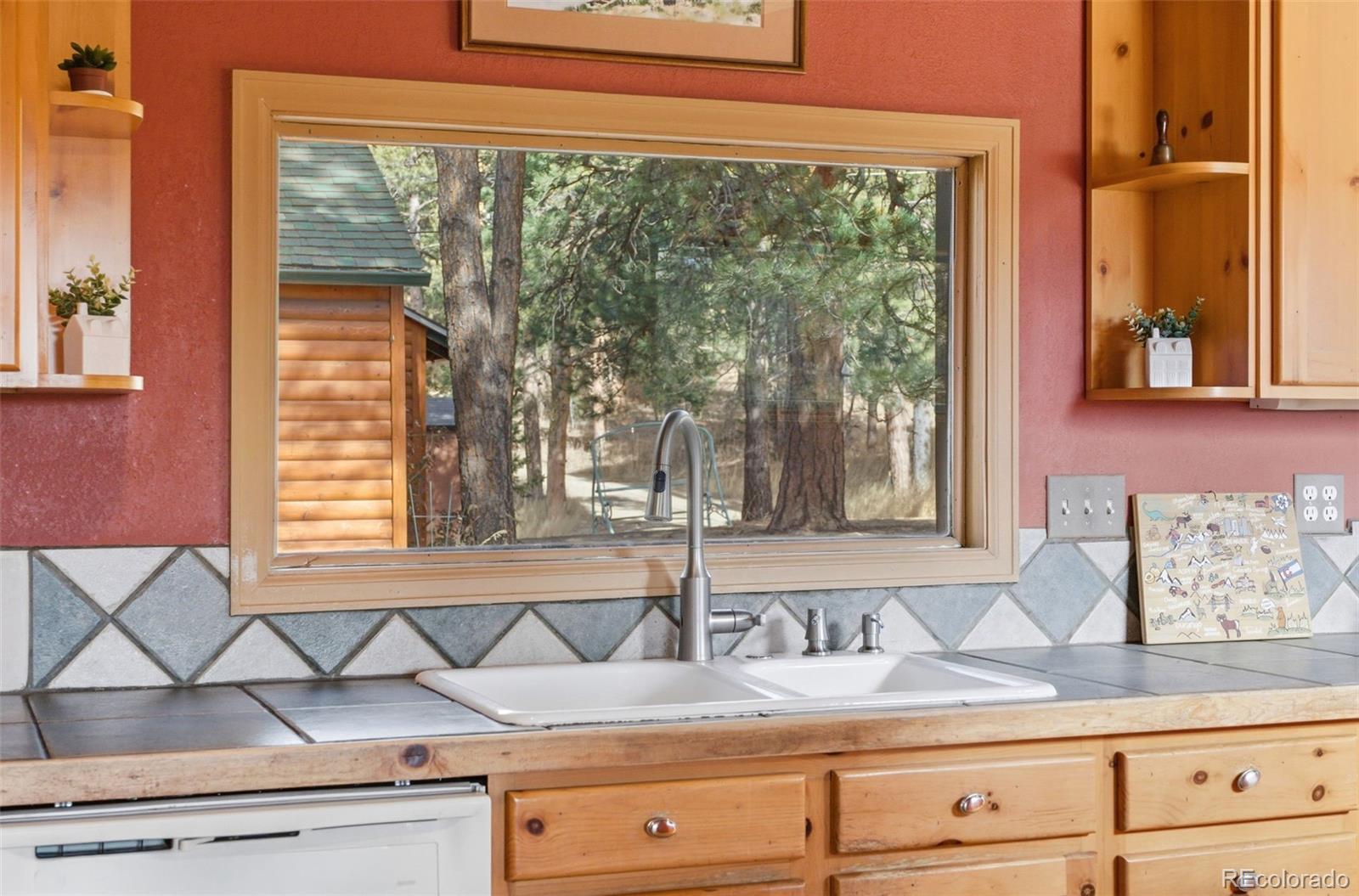 MLS Image #13 for 22901  pinecrest road,golden, Colorado