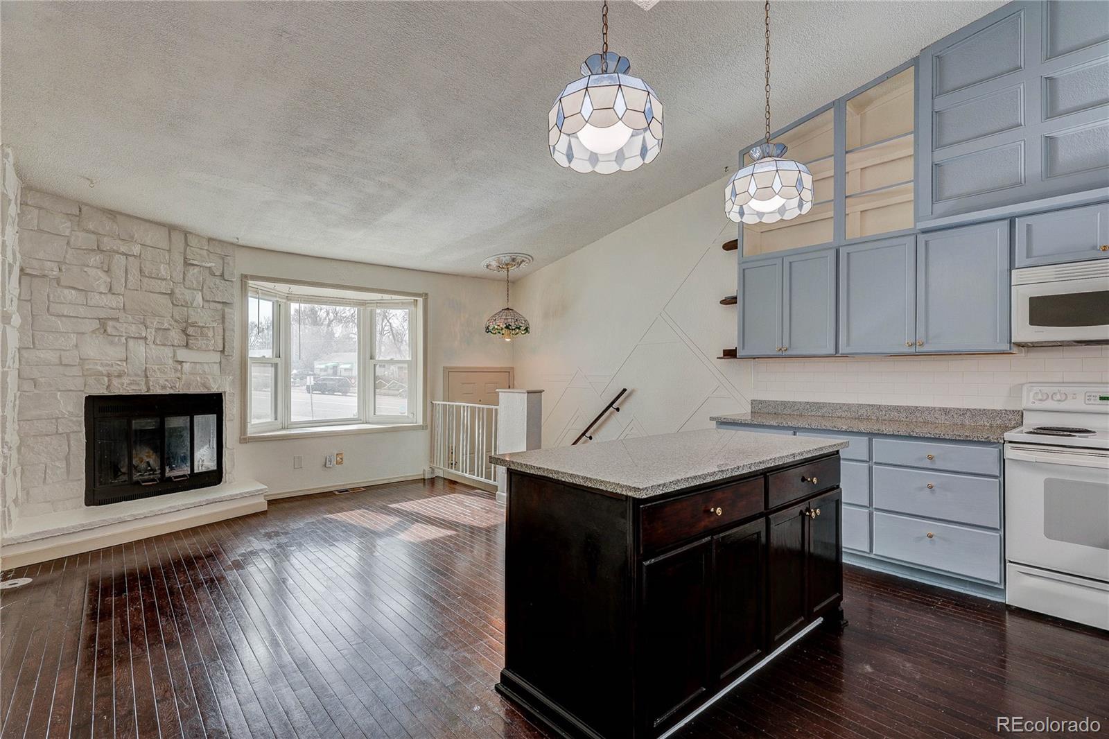 MLS Image #3 for 2620 s federal boulevard b,denver, Colorado