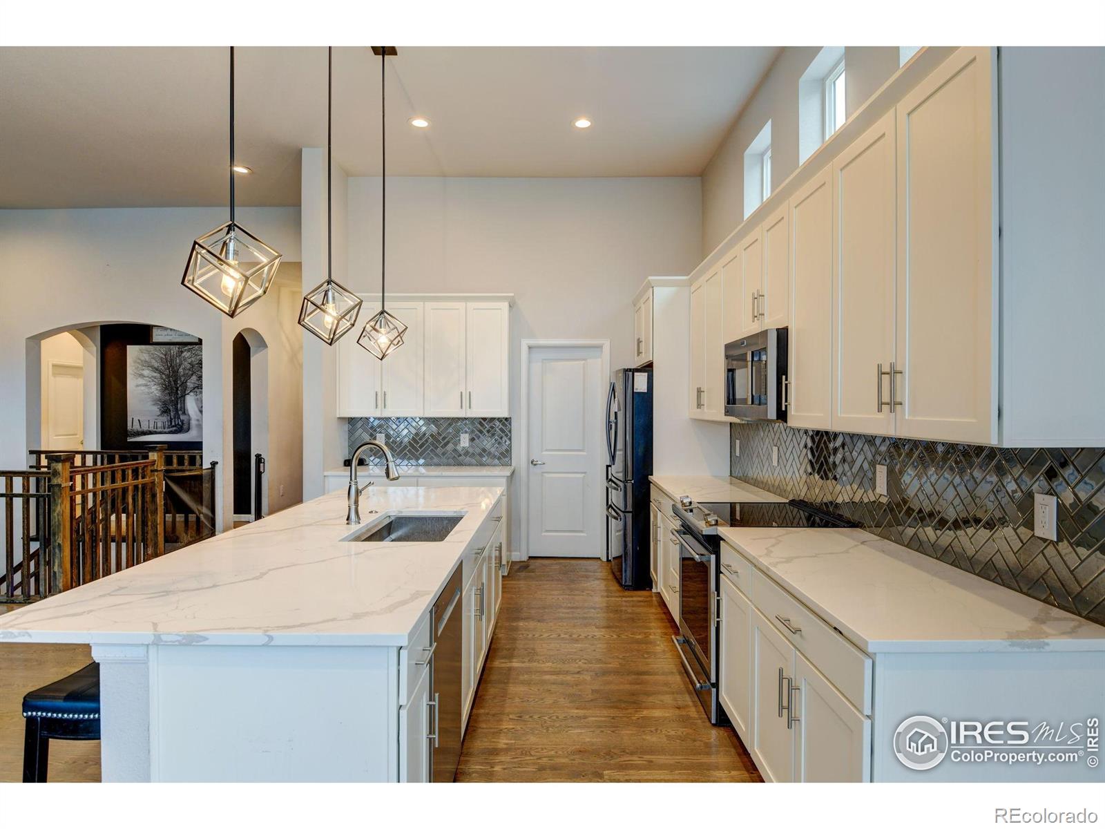 MLS Image #5 for 18863 w 94th lane,arvada, Colorado