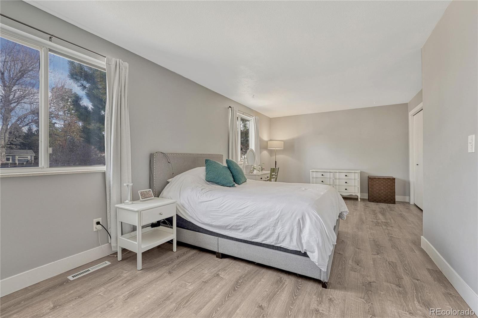 MLS Image #32 for 17013 e berry place,centennial, Colorado