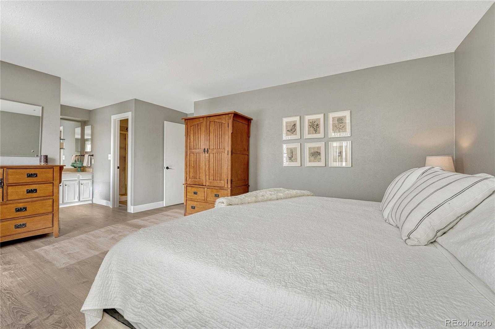 MLS Image #4 for 17013 e berry place,centennial, Colorado
