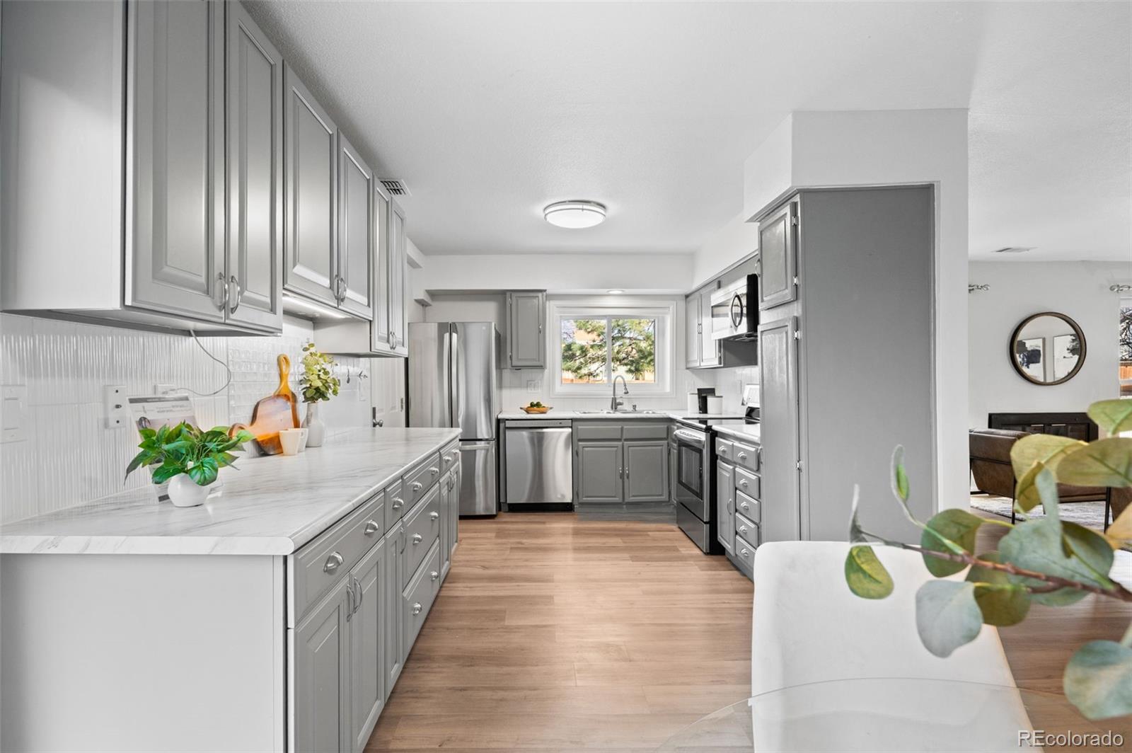 MLS Image #11 for 16373 e rice place b,aurora, Colorado