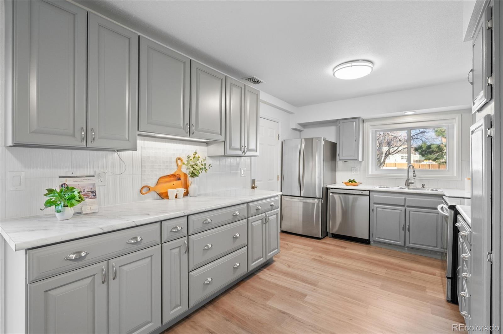 MLS Image #12 for 16373 e rice place b,aurora, Colorado
