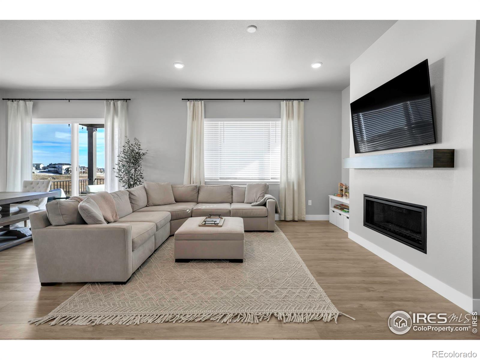 MLS Image #11 for 12546  lake terrace lane,firestone, Colorado