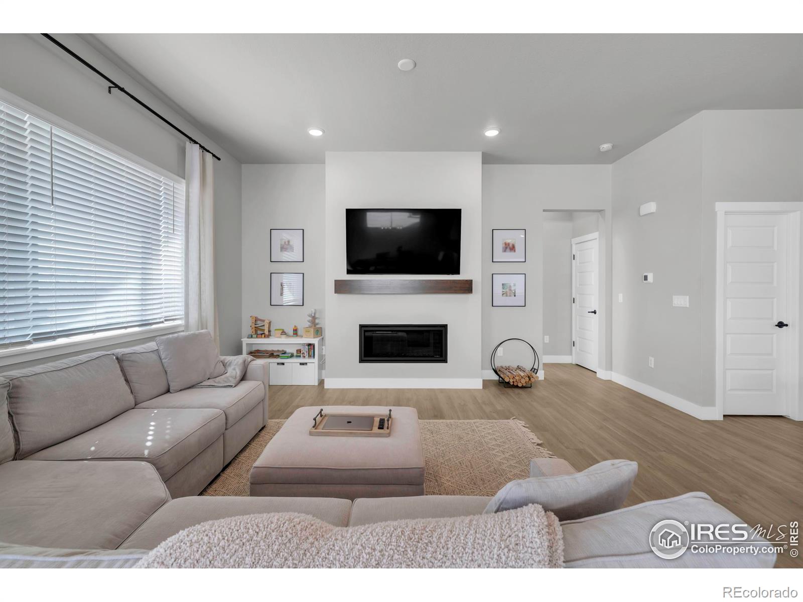 MLS Image #13 for 12546  lake terrace lane,firestone, Colorado