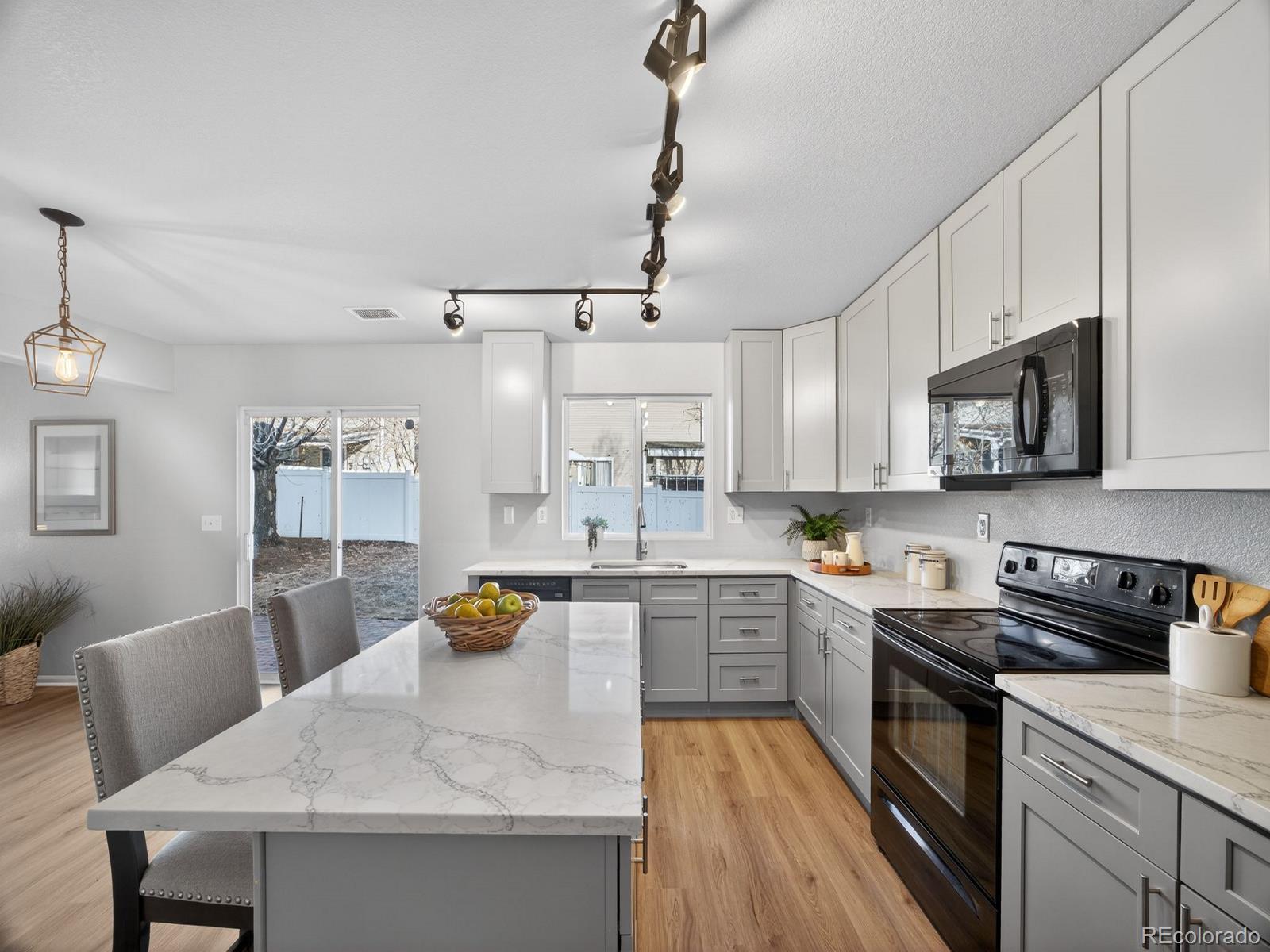 MLS Image #13 for 5138  orleans court ,denver, Colorado