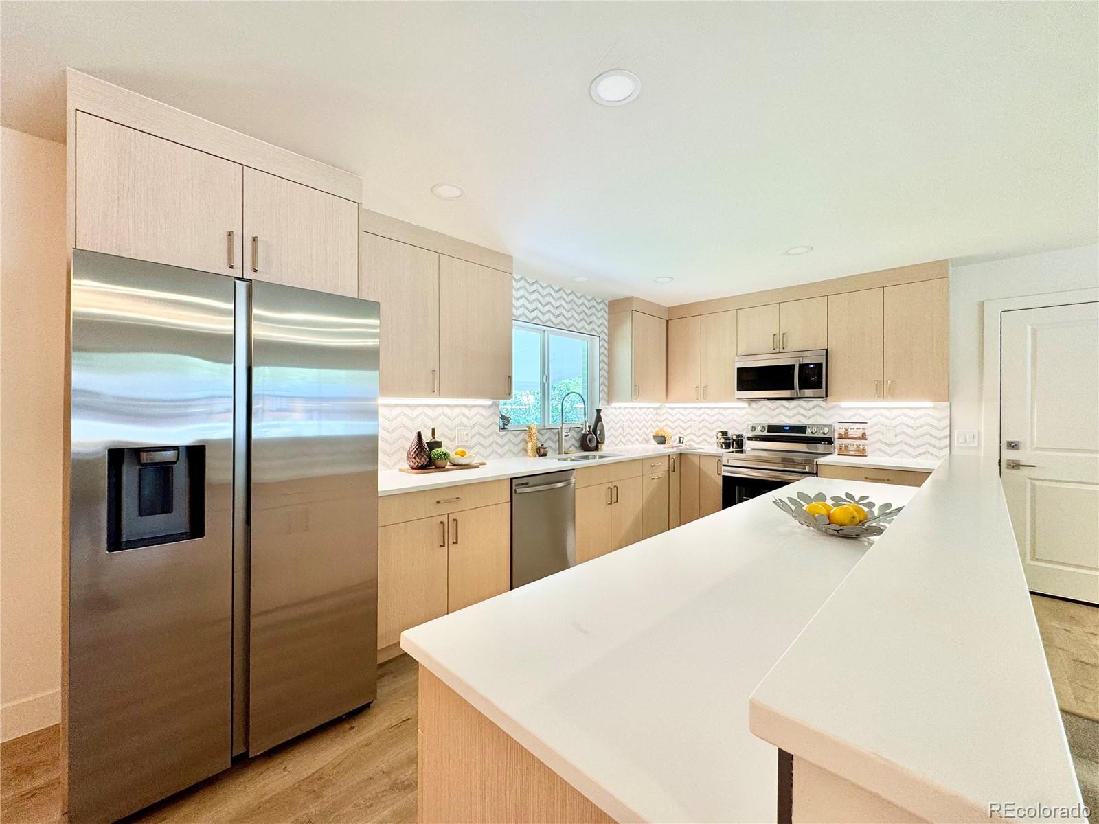 MLS Image #11 for 1540 s forest street,denver, Colorado