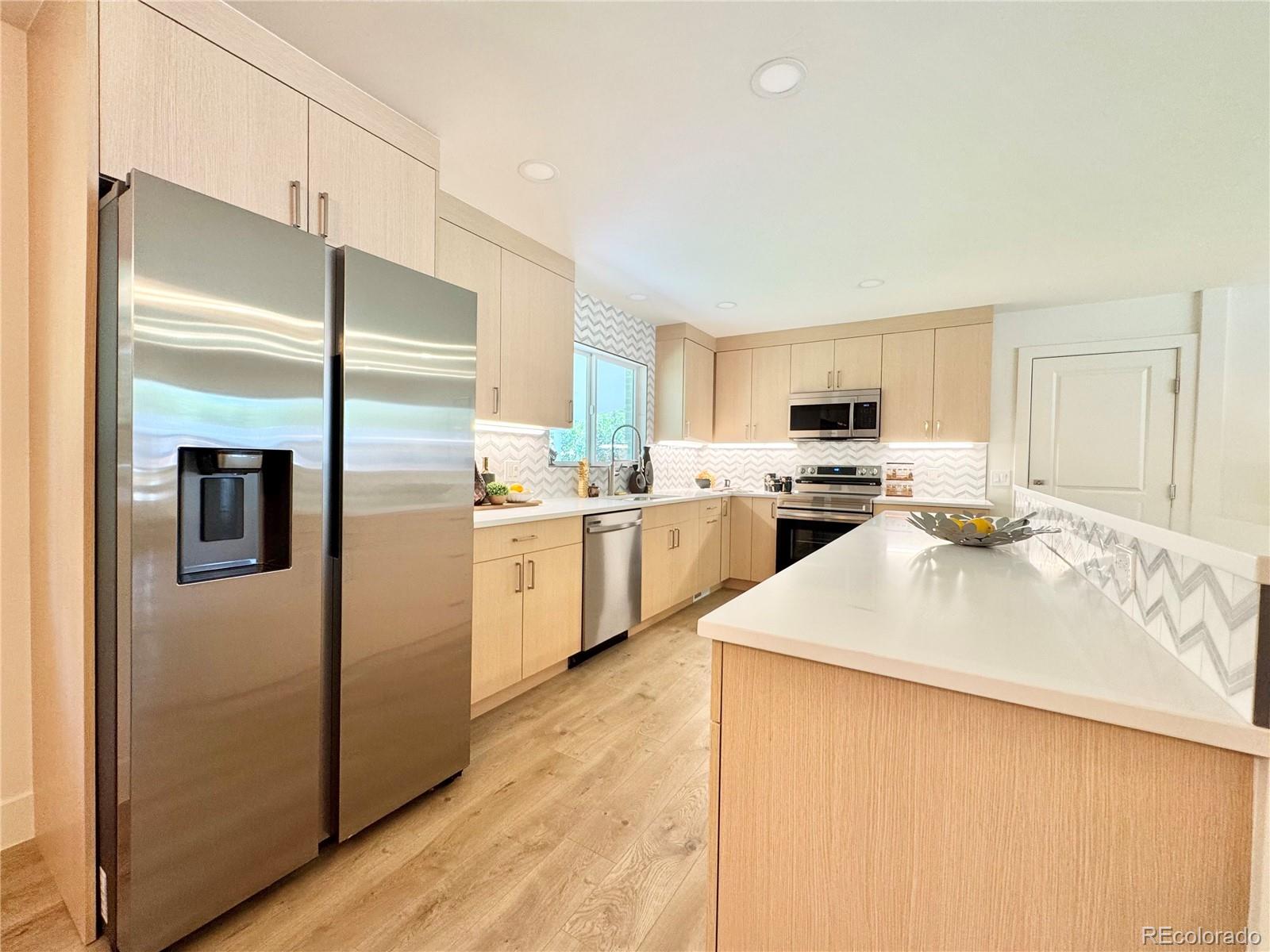 MLS Image #13 for 1540 s forest street,denver, Colorado