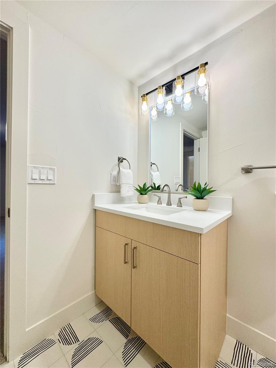 MLS Image #19 for 1540 s forest street,denver, Colorado