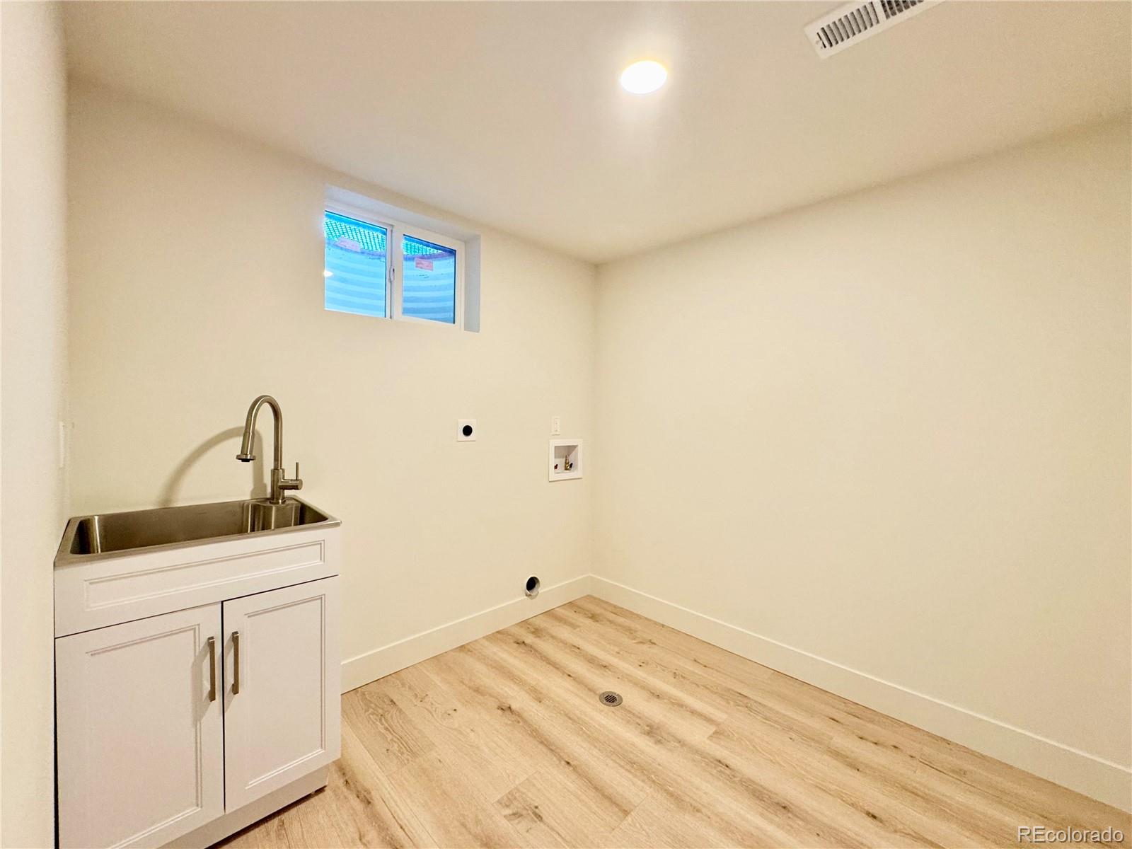 MLS Image #43 for 1540 s forest street,denver, Colorado