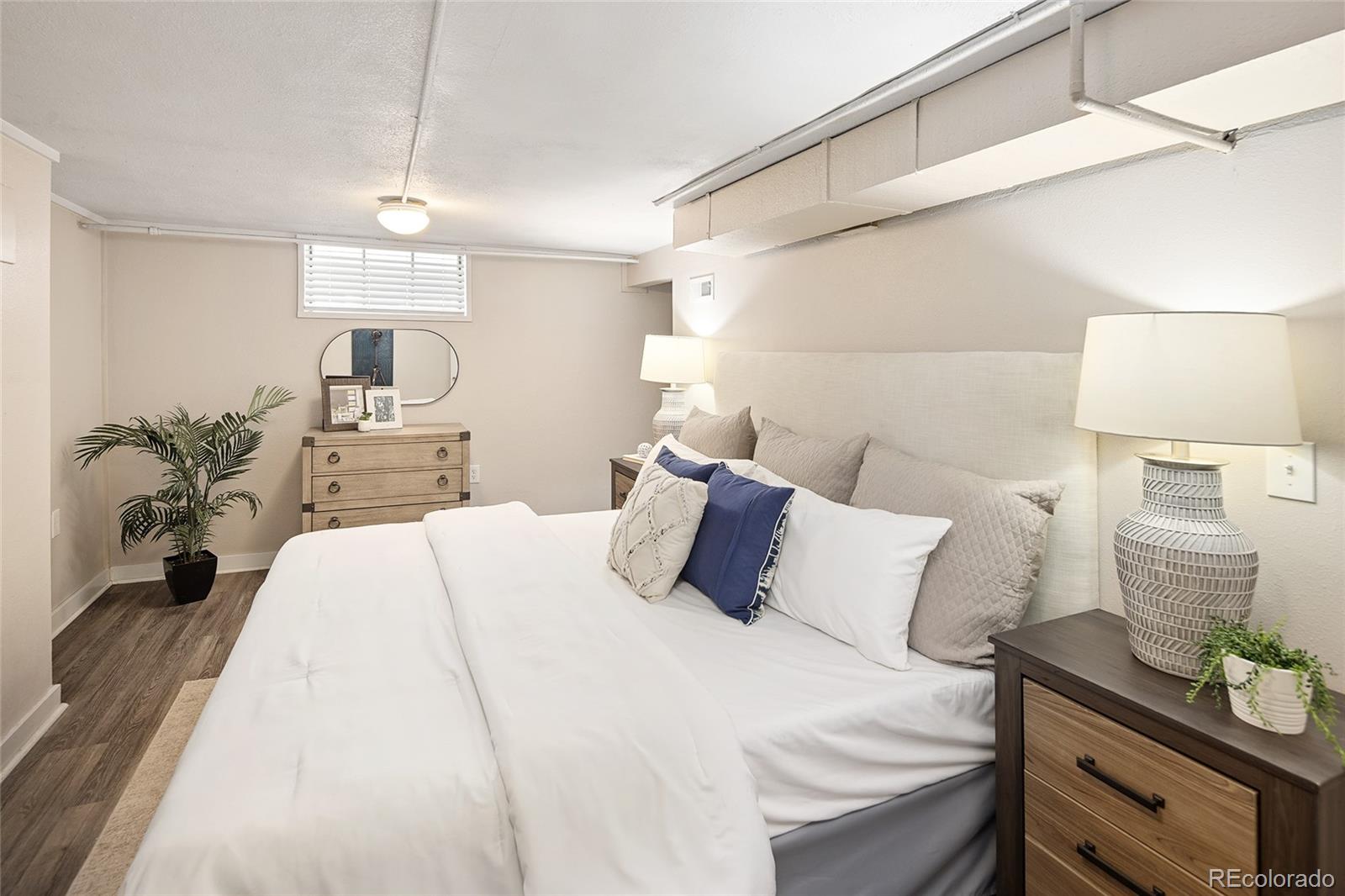 MLS Image #23 for 1712 s gilpin street,denver, Colorado