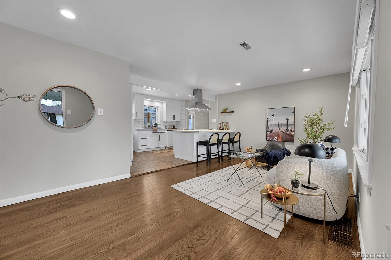 MLS Image #2 for 2884 s harrison street,denver, Colorado